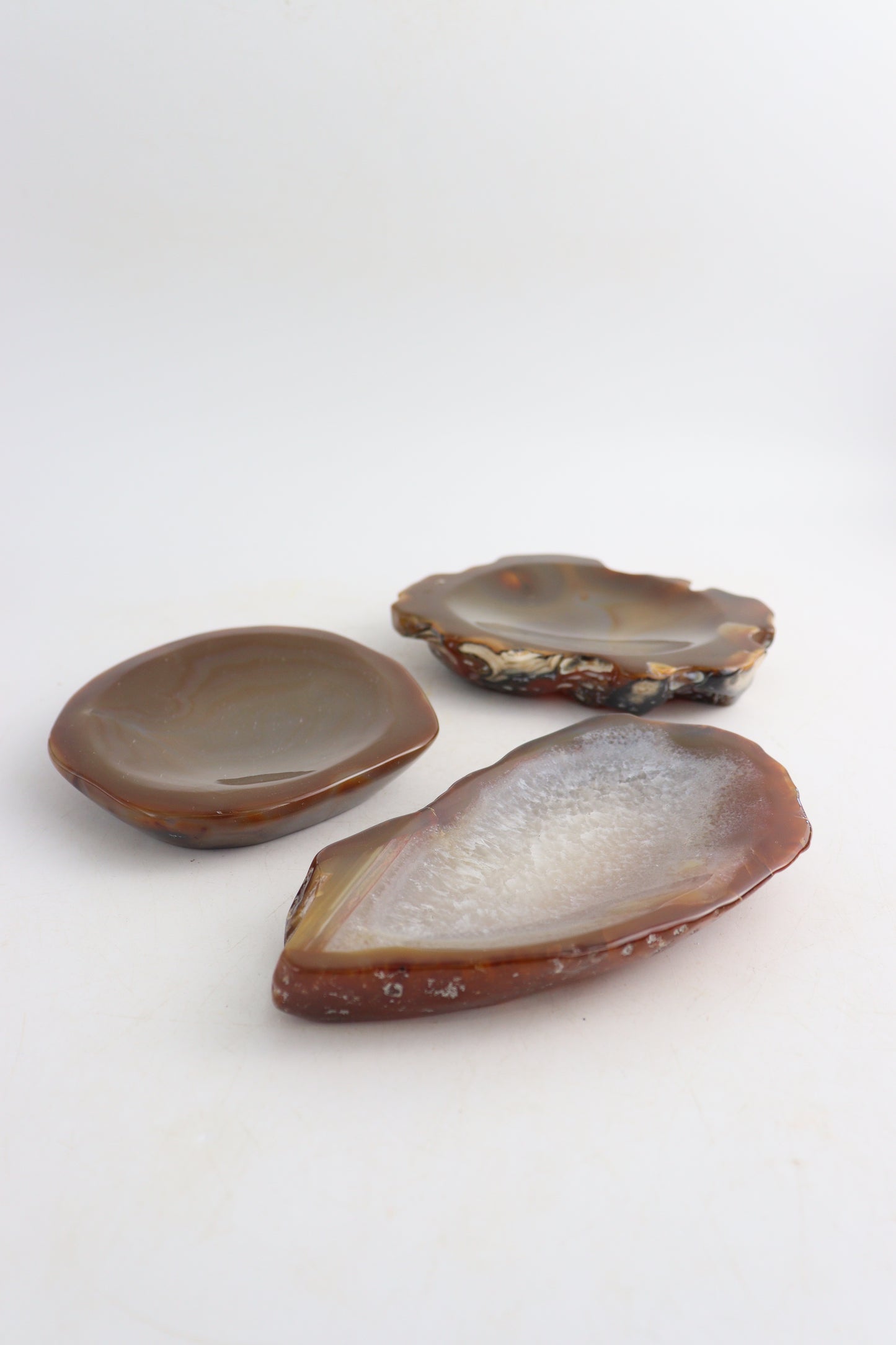 Agate Bowls - Expert Supplier of Wholesale Crystals & Bulk Gemstones