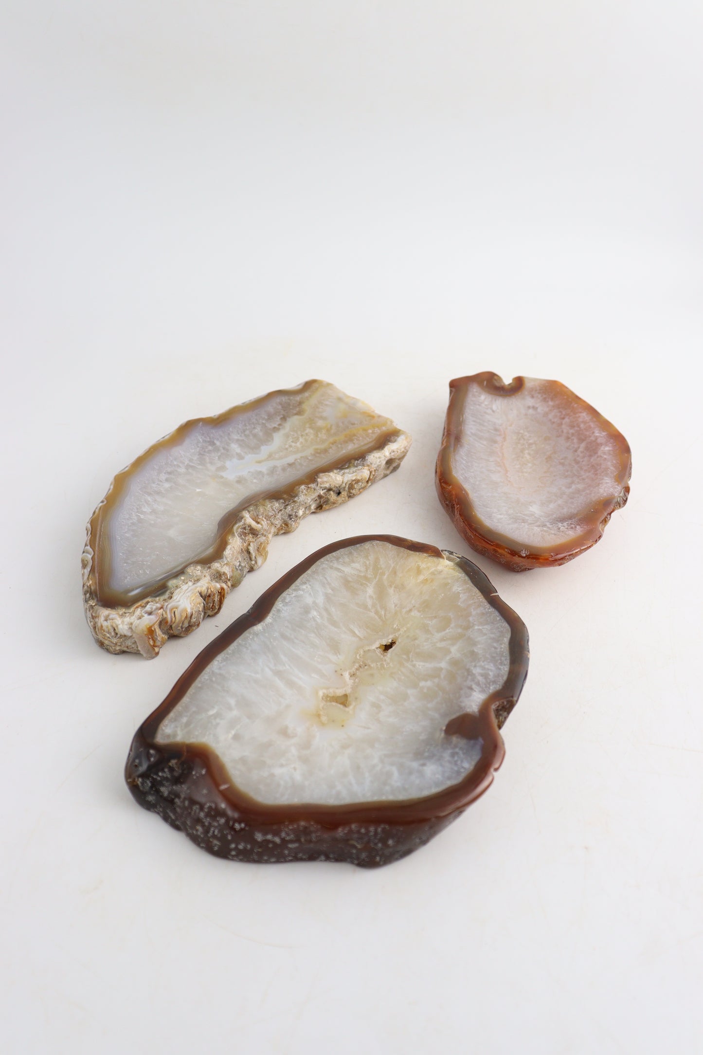 Agate Bowls - Expert Supplier of Wholesale Crystals & Bulk Gemstones