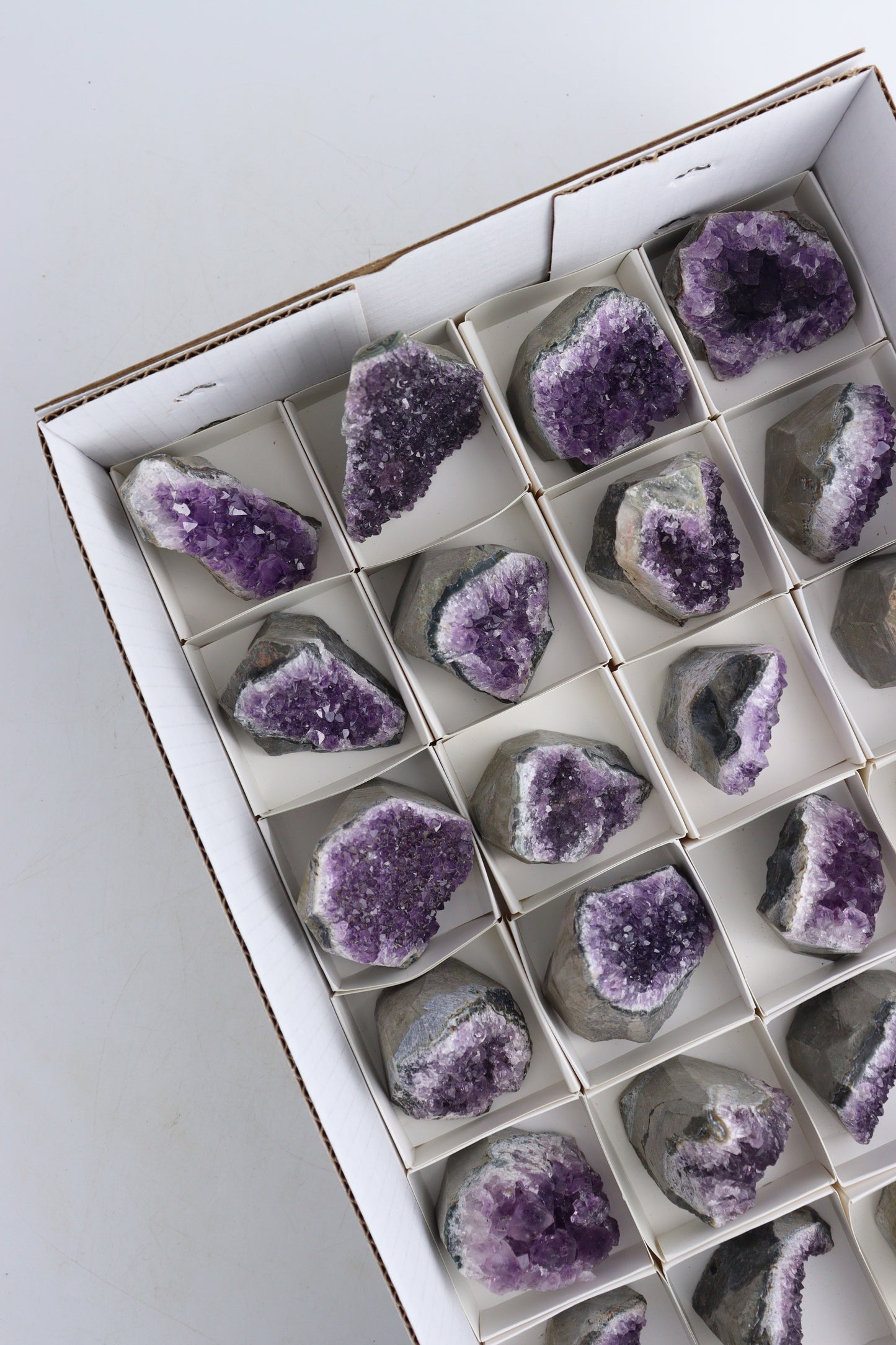 Amethyst Cut Base Flat - Expert Supplier of Wholesale Crystals & Bulk Gemstones