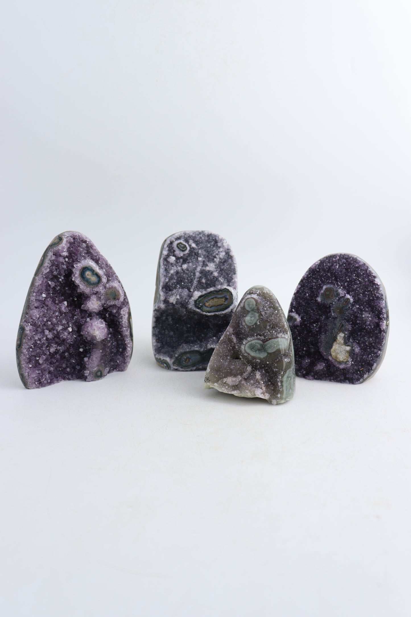 Amethyst Cut Base - Expert Supplier of Wholesale Crystals & Bulk Gemstones
