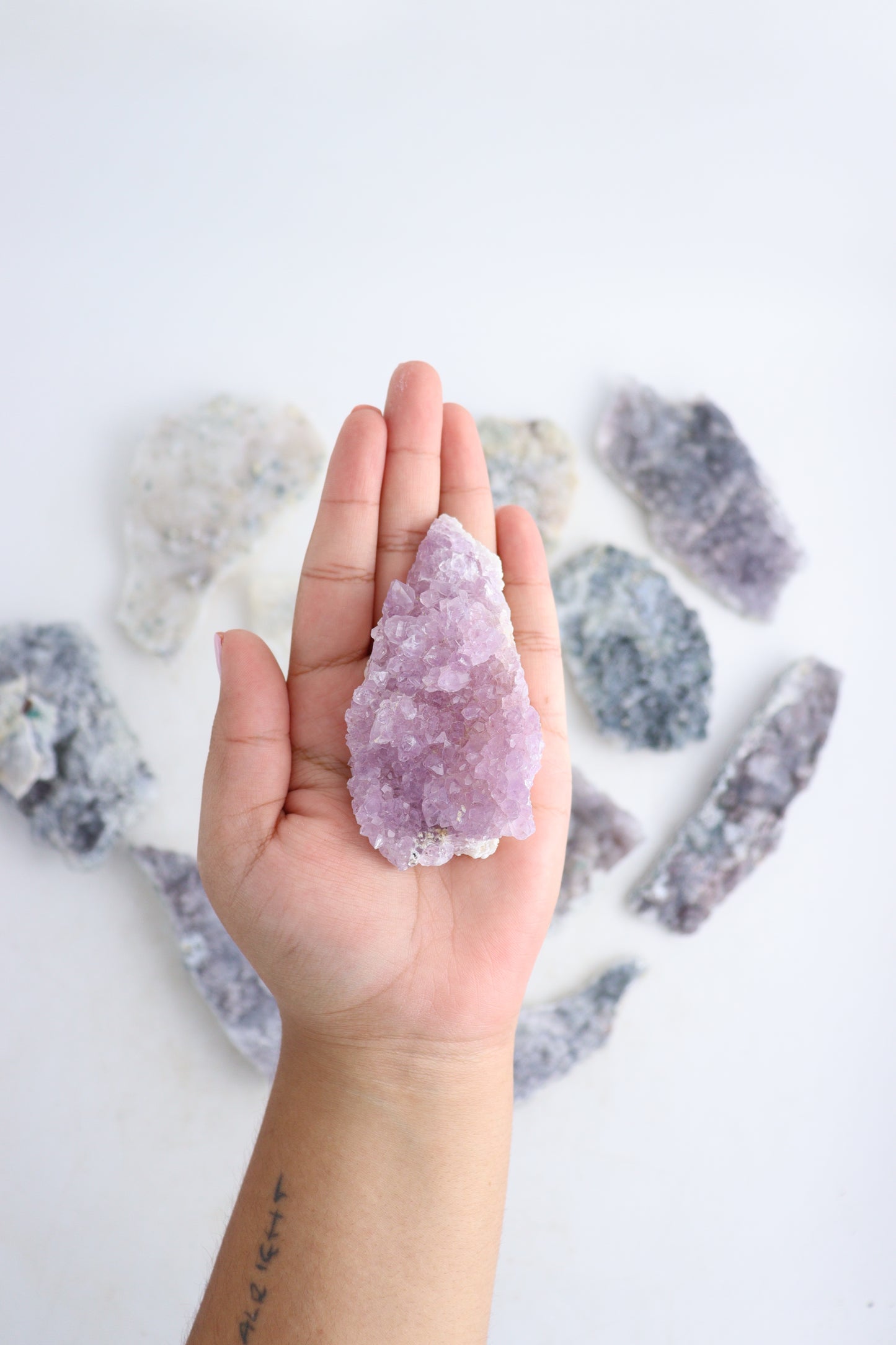 Amethyst Flat - Expert Supplier of Wholesale Crystals & Bulk Gemstones