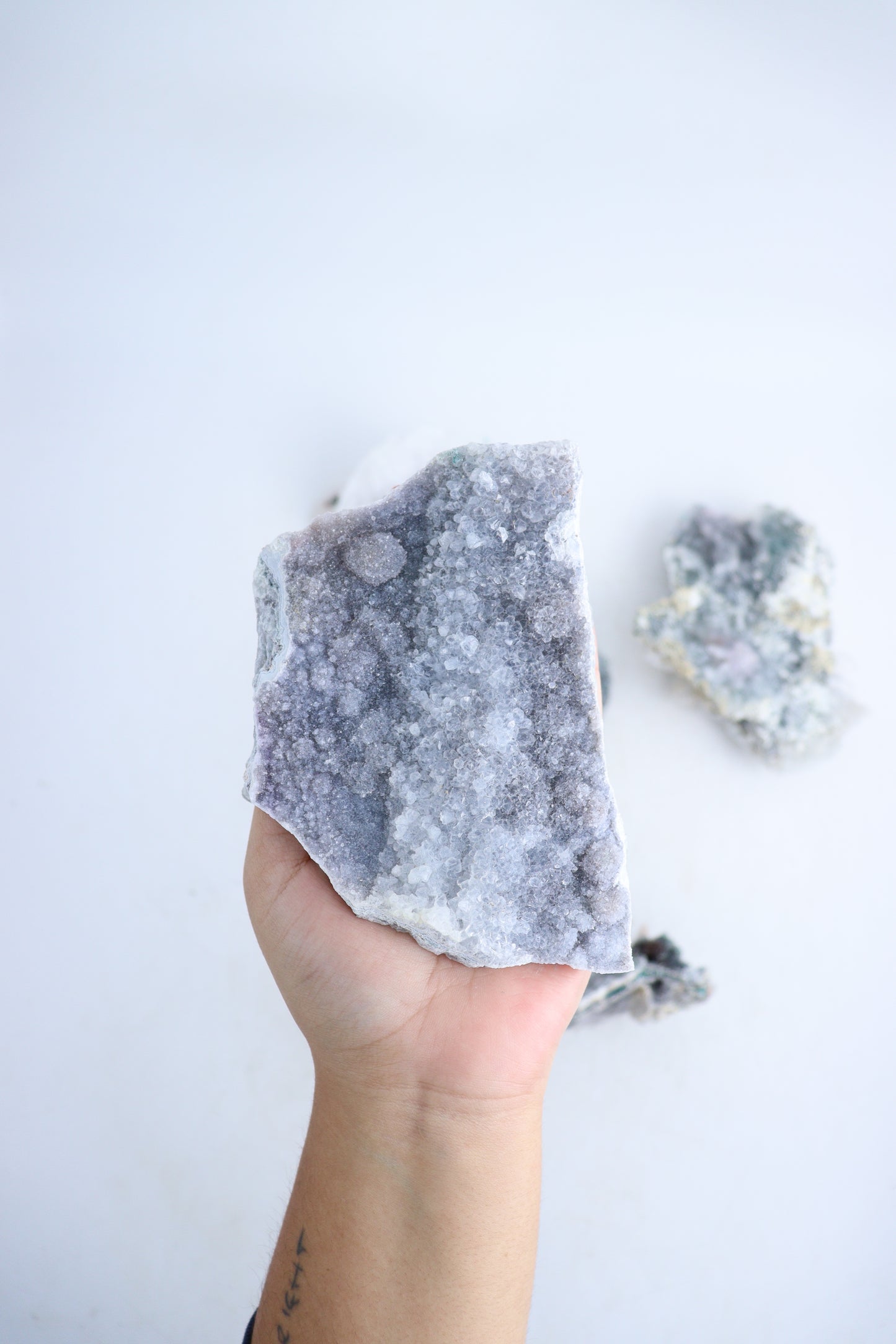 Amethyst Flat - Expert Supplier of Wholesale Crystals & Bulk Gemstones
