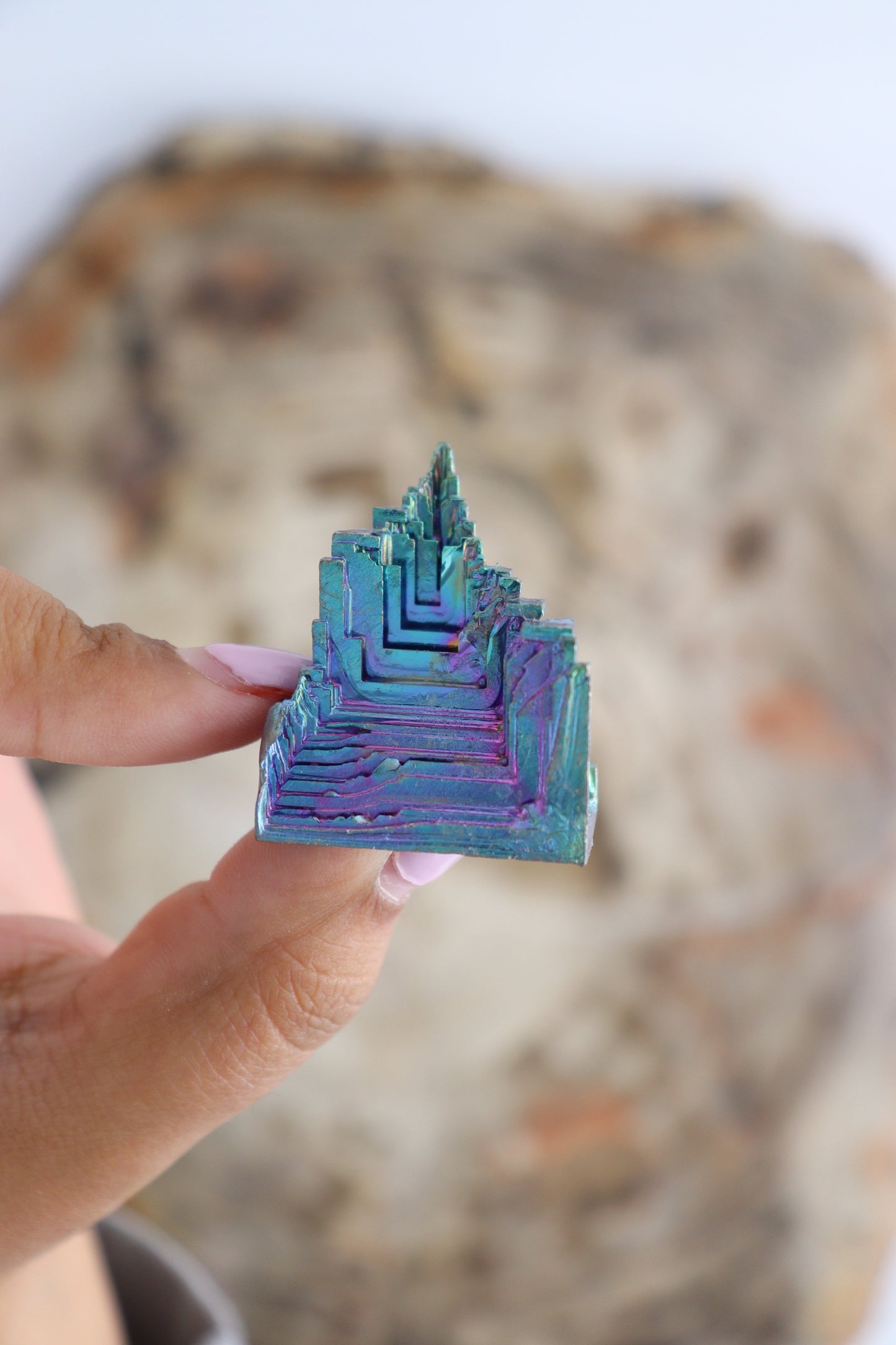 Bismuth Flat - Expert Supplier of Wholesale Crystals & Bulk Gemstones