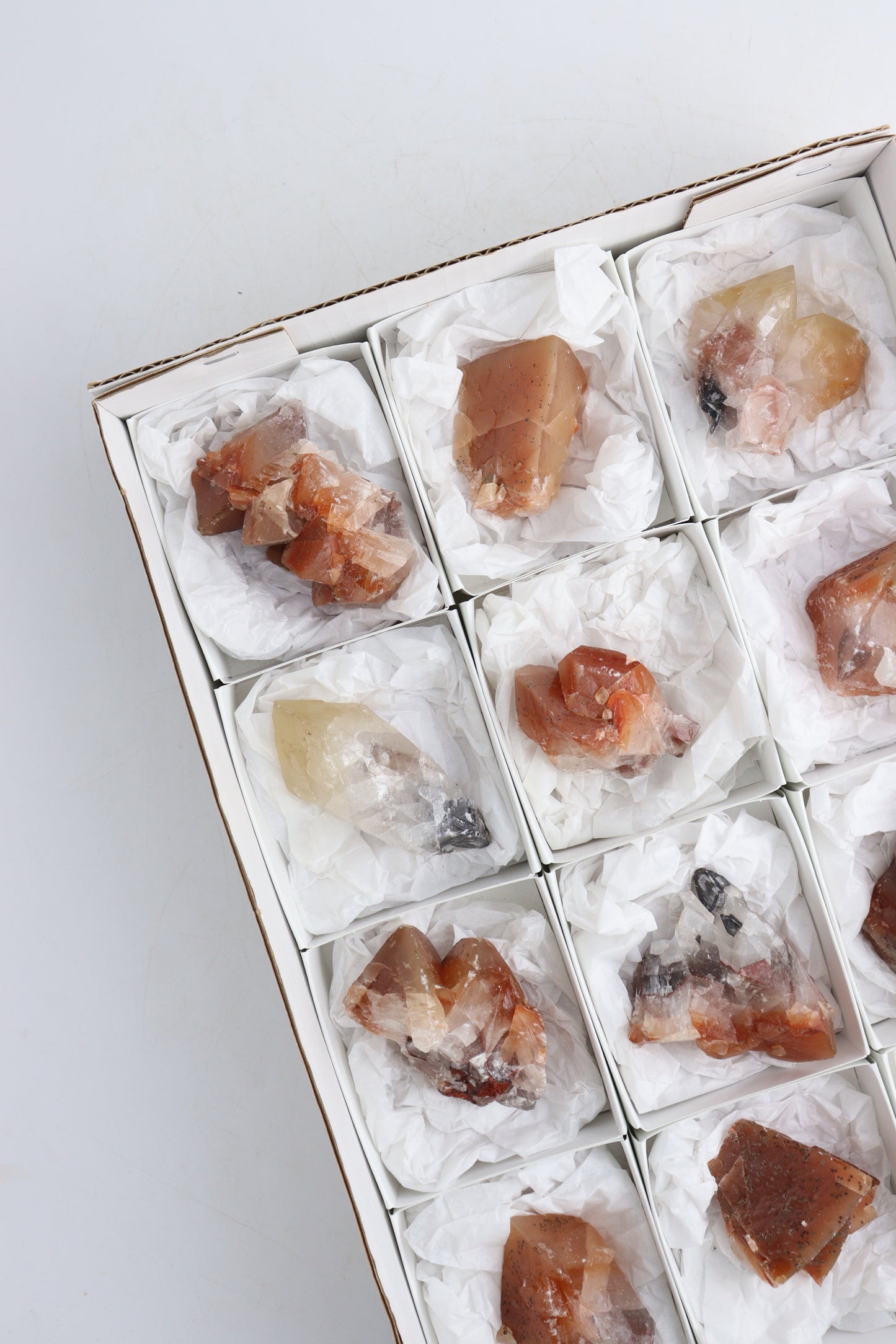 Mariposa Calcite Cluster Flat - Expert Supplier of Wholesale Crystals & Bulk Gemstones