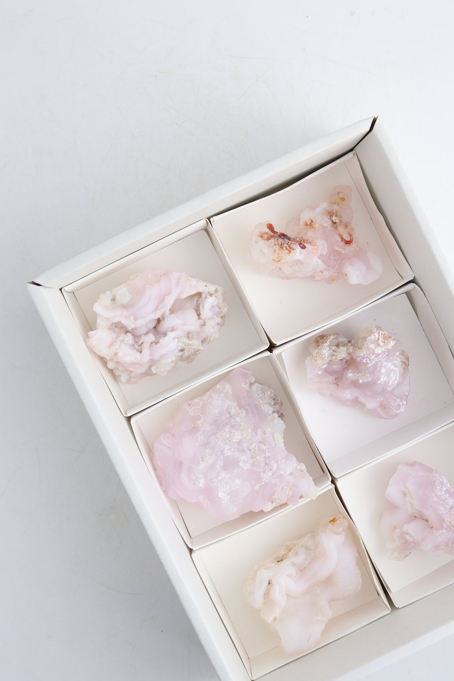 Chalcedony Cluster Flat - Expert Supplier of Wholesale Crystals & Bulk Gemstones
