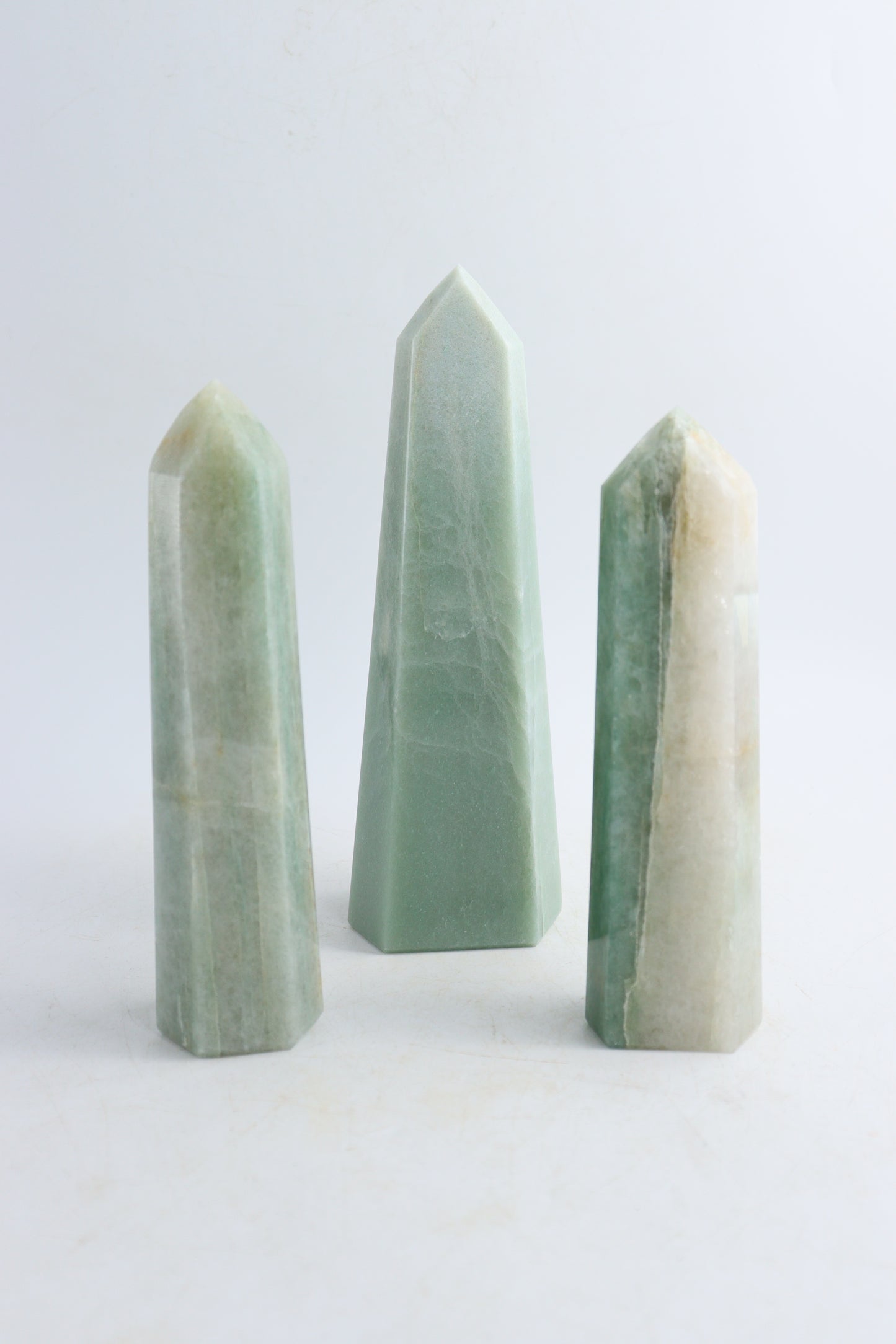 Green Aventurine Towers - Expert Supplier of Wholesale Crystals & Bulk Gemstones