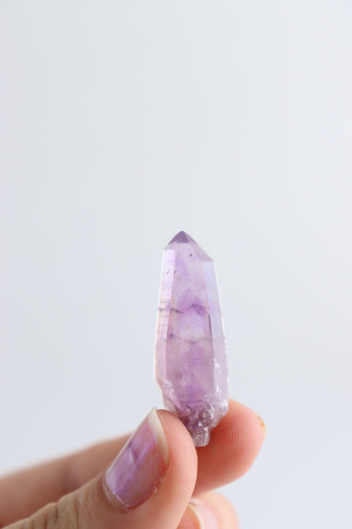 Guerrero Amethyst Points - Expert Supplier of Wholesale Crystals & Bulk Gemstones