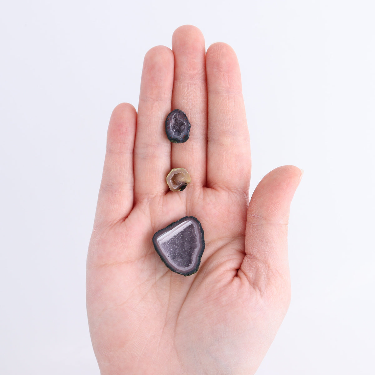 Tabasco Geodes 9 Pairs | Mi Esperanza Minerals | Supplier of Crystals and Onyx