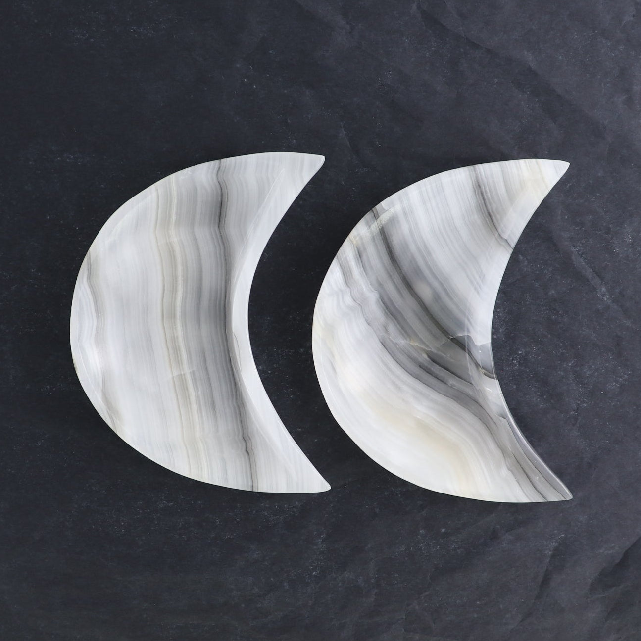 One Mexican Onyx/Calcite White & Grey Moon Dish | Mi Esperanza Minerals | Supplier of Crystals and Onyx