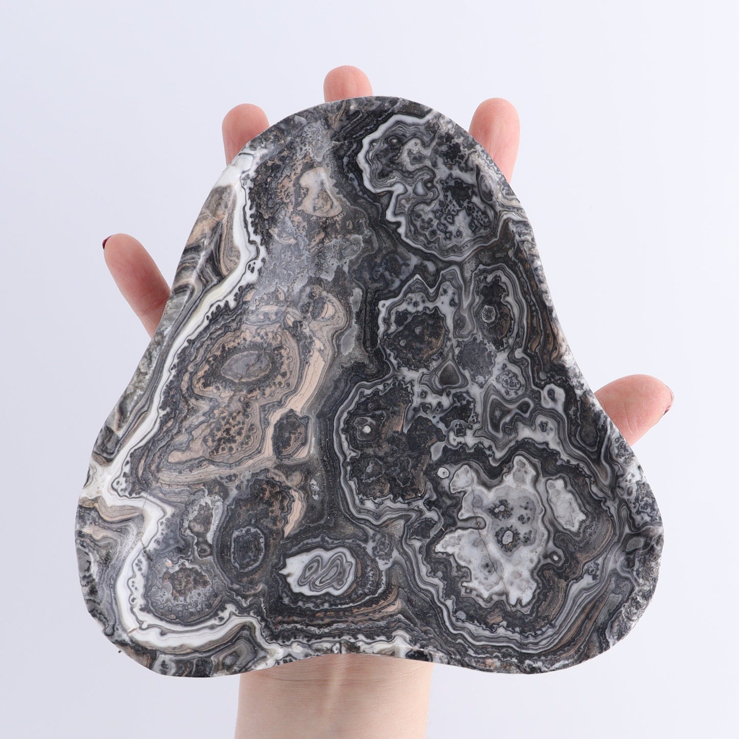 One Mexican Onyx/Calcite Black Zebra Triangular Bowl | Mi Esperanza Minerals | Supplier of Crystals and Onyx