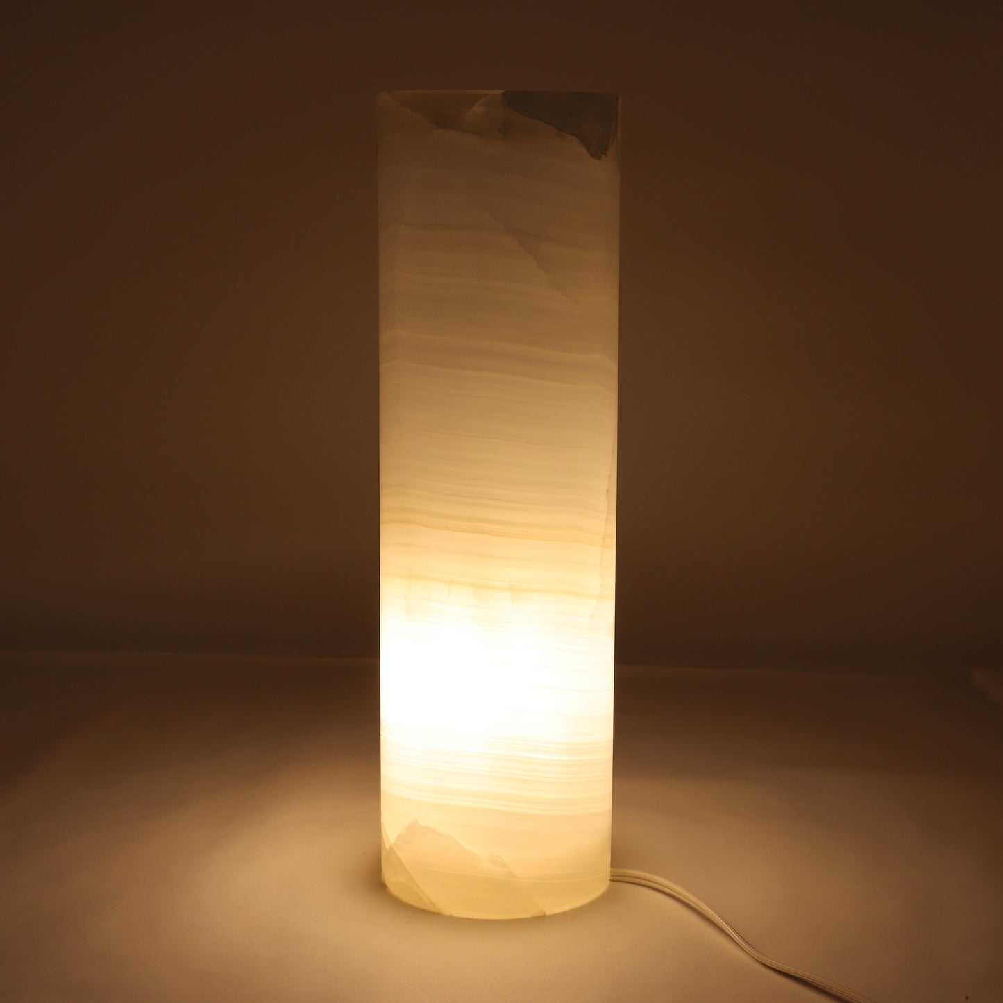 One Wide White Polished Top Onyx Lamp Blind | Mi Esperanza Minerals | Supplier of Crystals and Onyx
