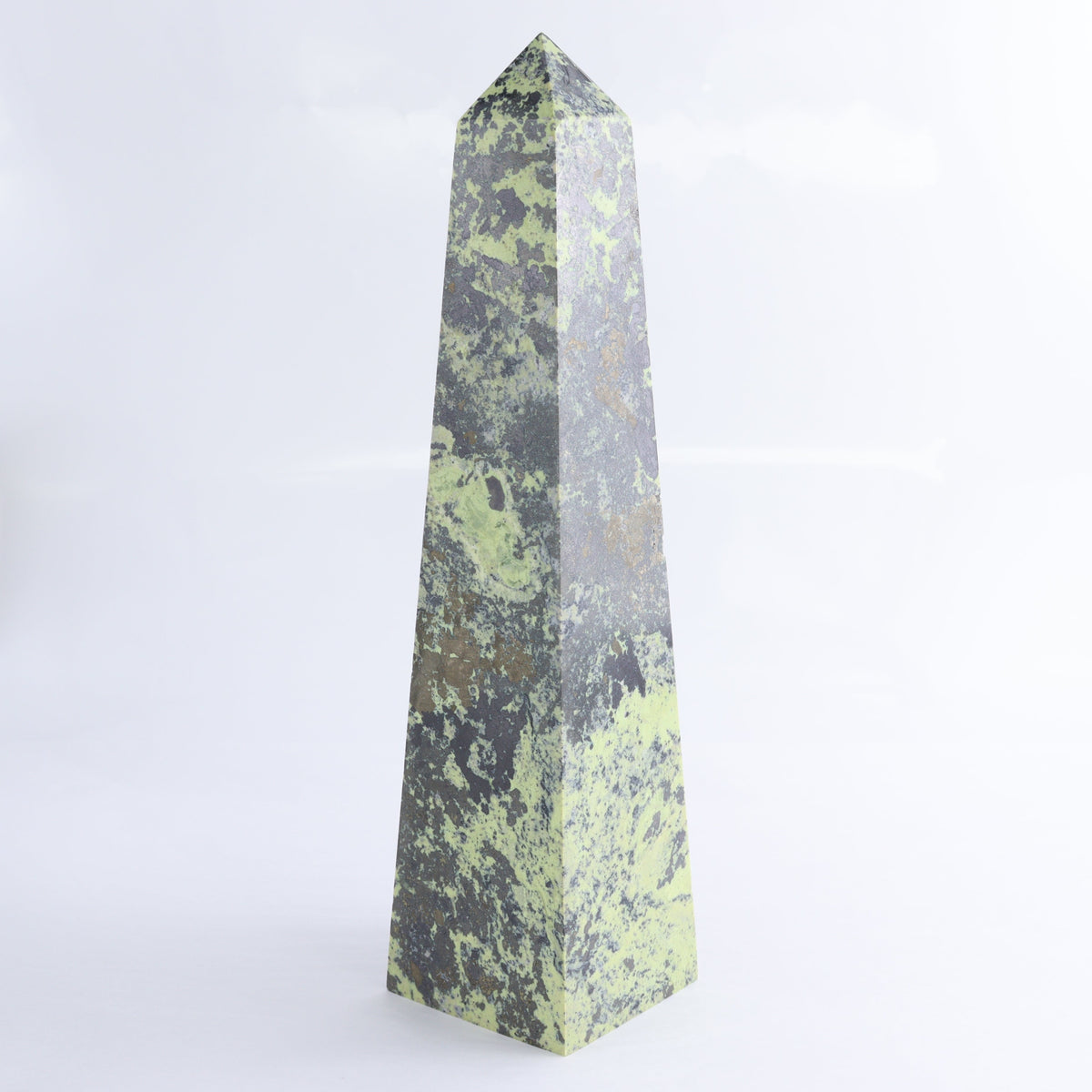 Septarian Obelisk | Mi Esperanza Minerals | Supplier of Crystals and Onyx