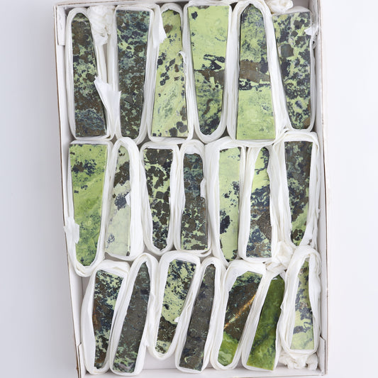 Serpentine Obelisk Set of 20