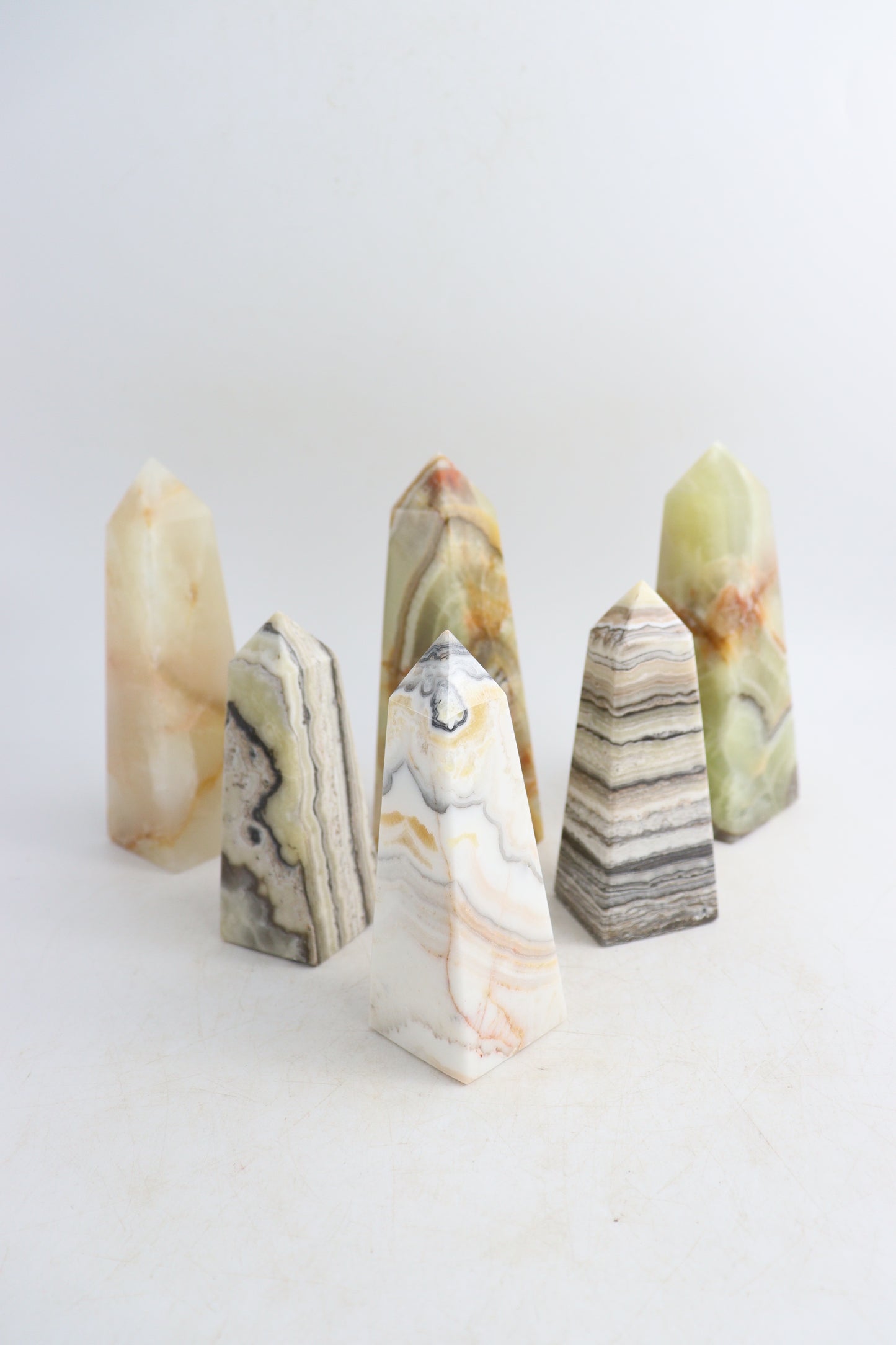 Onyx Towers - Expert Supplier of Wholesale Crystals & Bulk Gemstones