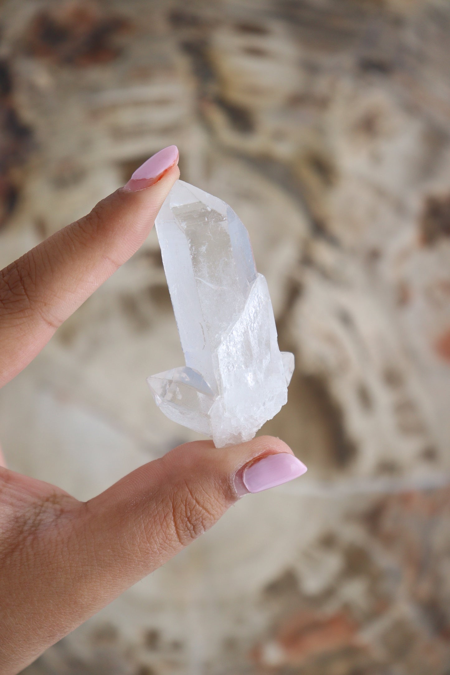 Quartz Flat - Expert Supplier of Wholesale Crystals & Bulk Gemstones