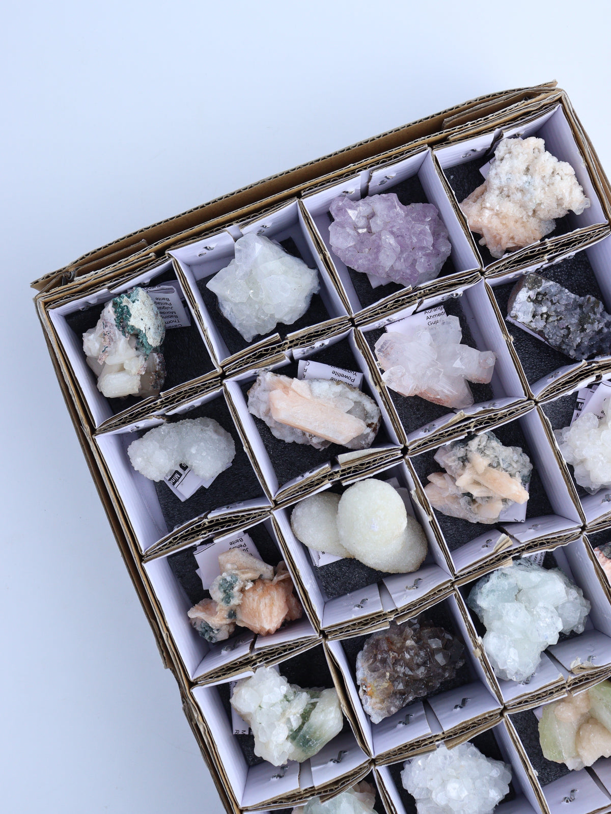 Zeolite Flat | Mi Esperanza Minerals | Supplier of Crystals and Onyx