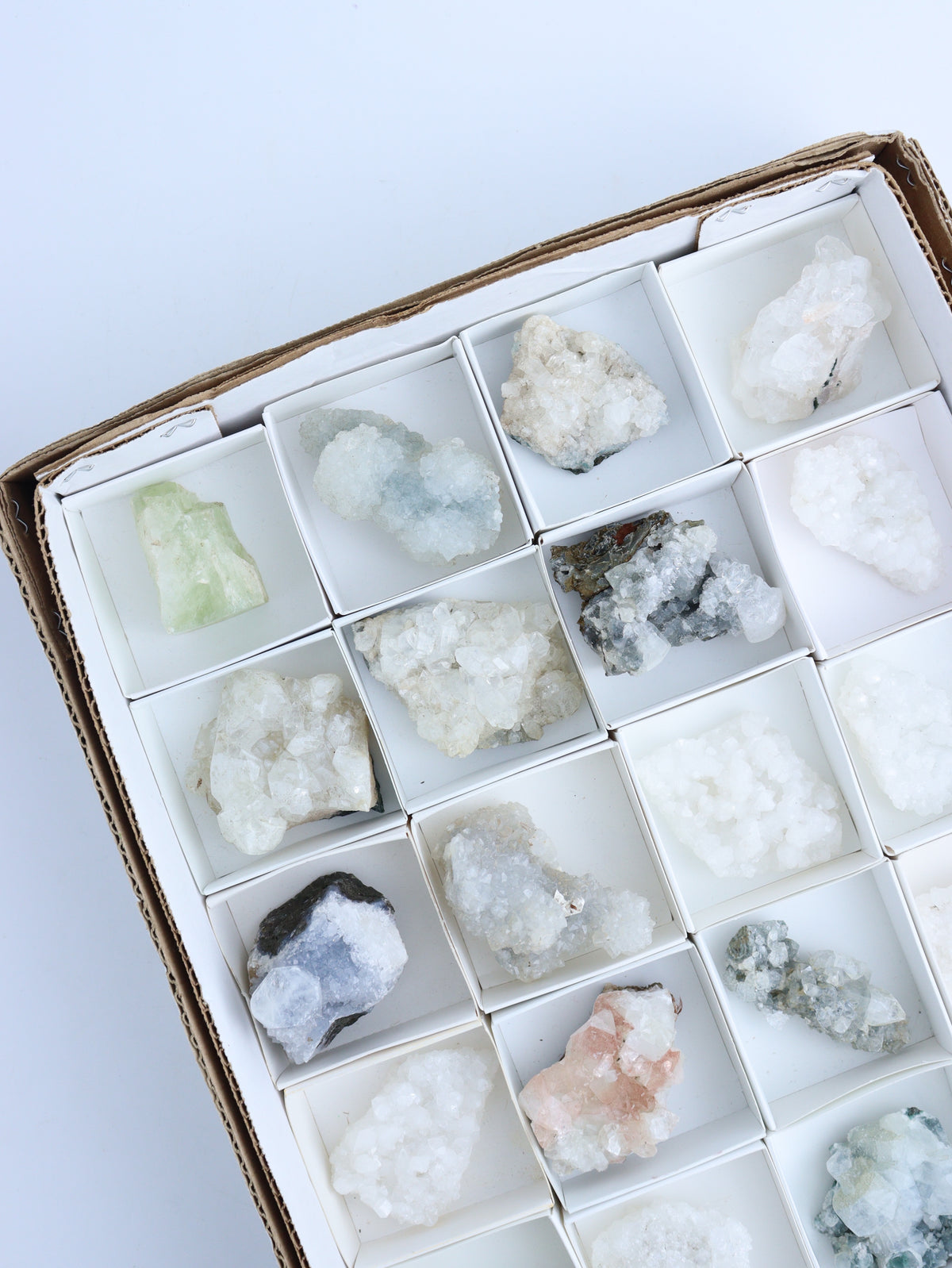 Zeolite Flat | Mi Esperanza Minerals | Supplier of Crystals and Onyx