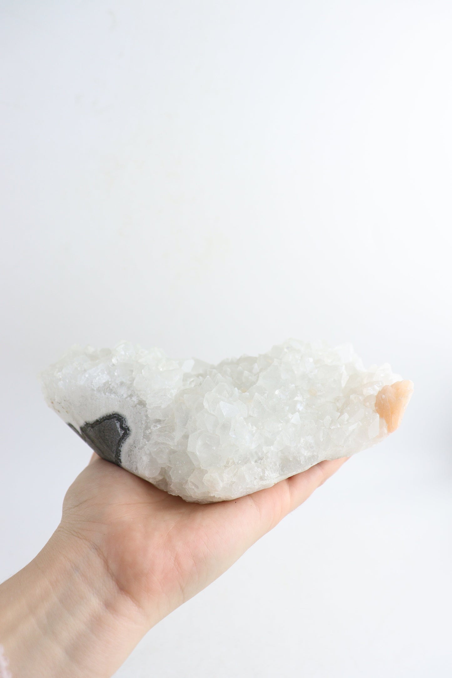 Apophyllite Clusters - Expert Supplier of Wholesale Crystals & Bulk Gemstones