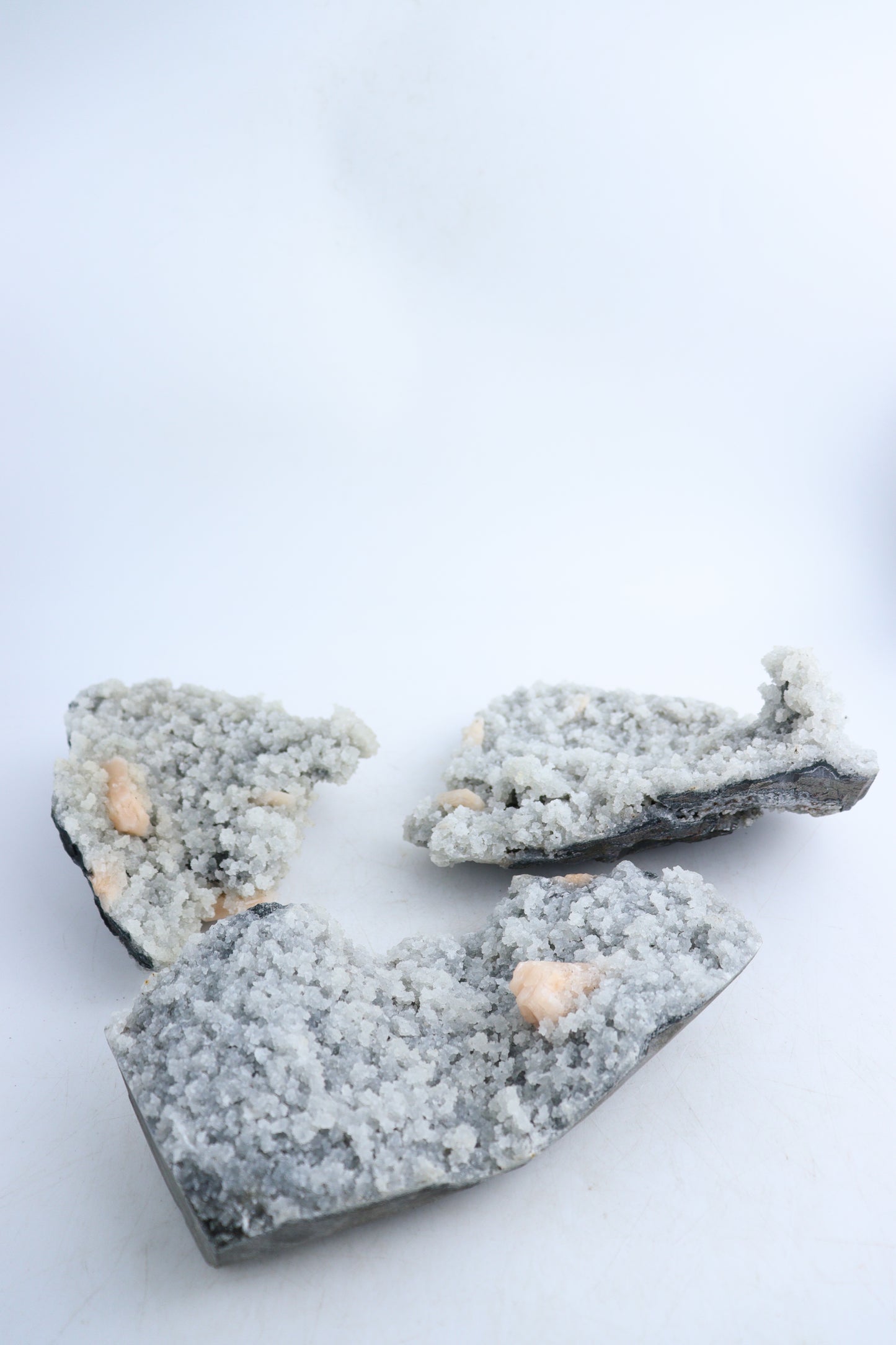 Chalcedony Cut Base - Expert Supplier of Wholesale Crystals & Bulk Gemstones