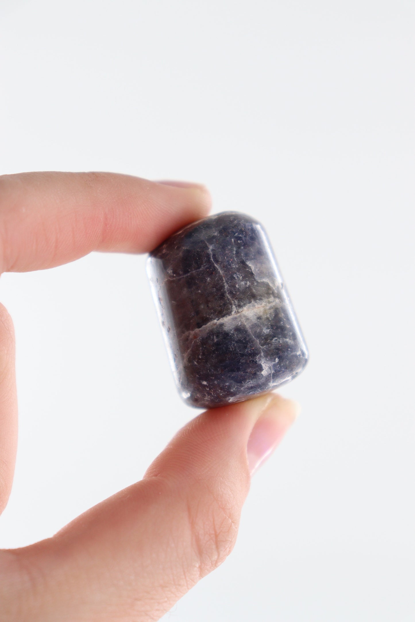 1 kg Iolite Tumbles