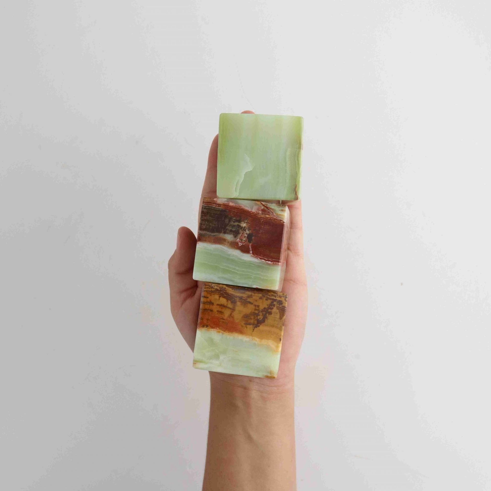 2in Green Onyx Floating Cube - Expert Wholesale and Supplier of Wholesale Crystals & Bulk Gemstones, ["close_30","Cubes","Mexico","Onyx"]