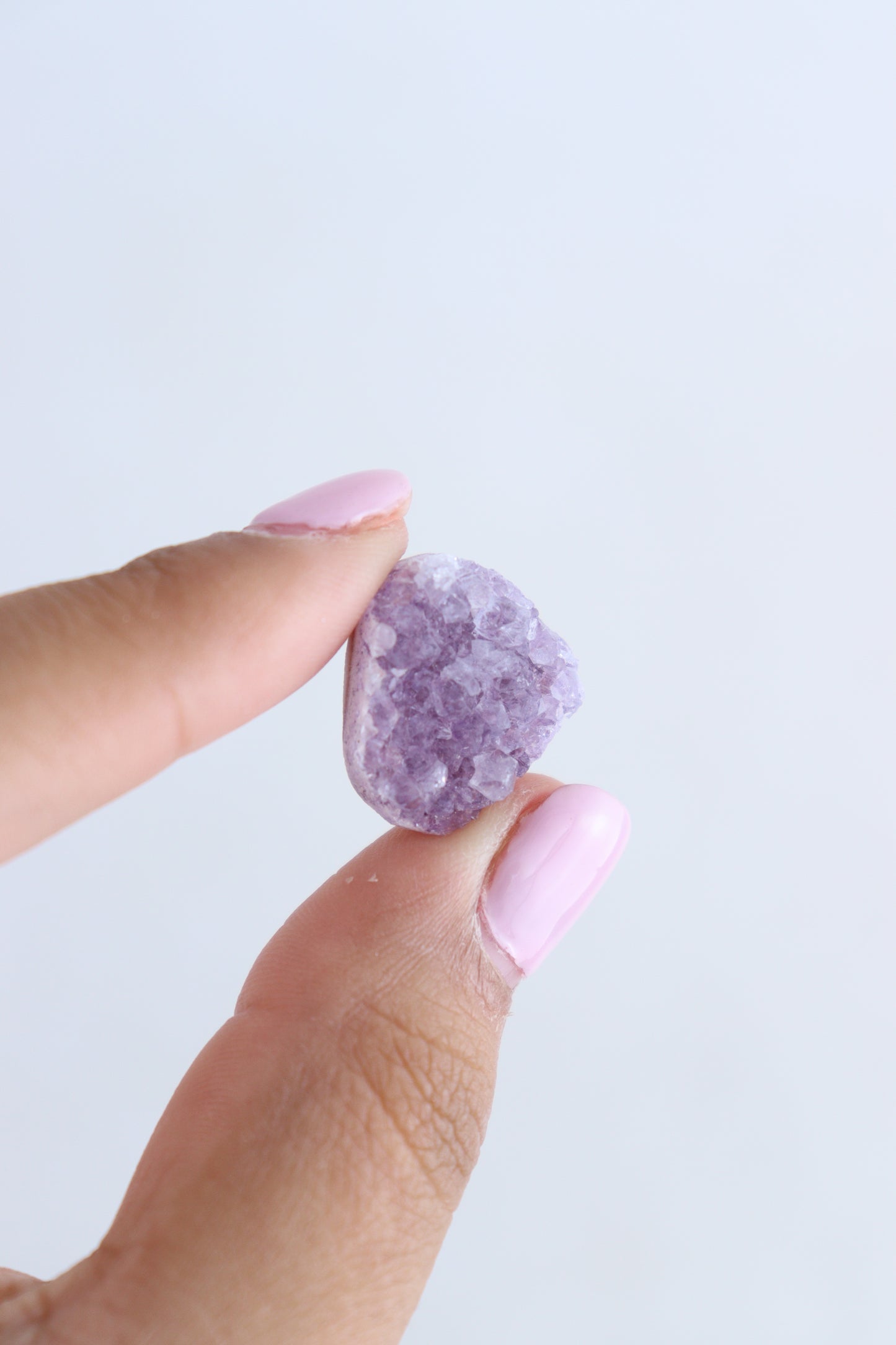 Amethyst Cabs Set of 16 - Expert Supplier of Wholesale Crystals & Bulk Gemstones