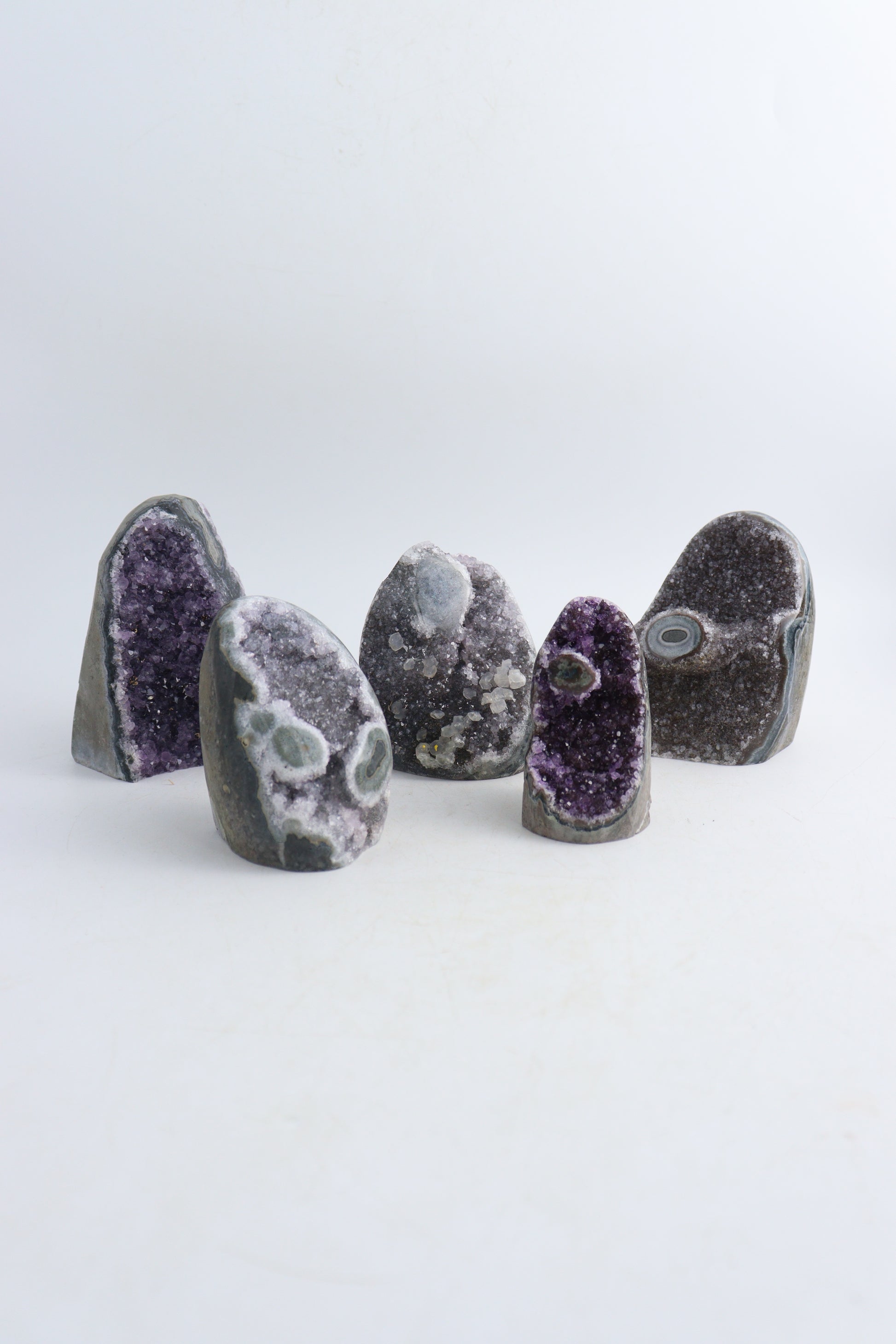 Amethyst Cut Base - Expert Supplier of Wholesale Crystals & Bulk Gemstones