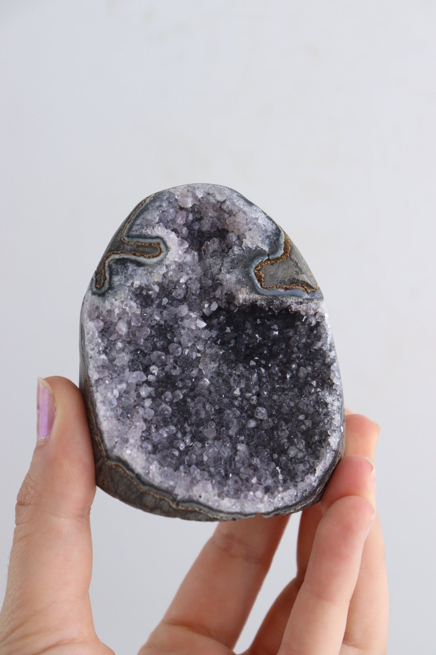 Amethyst Cut Base - Expert Supplier of Wholesale Crystals & Bulk Gemstones