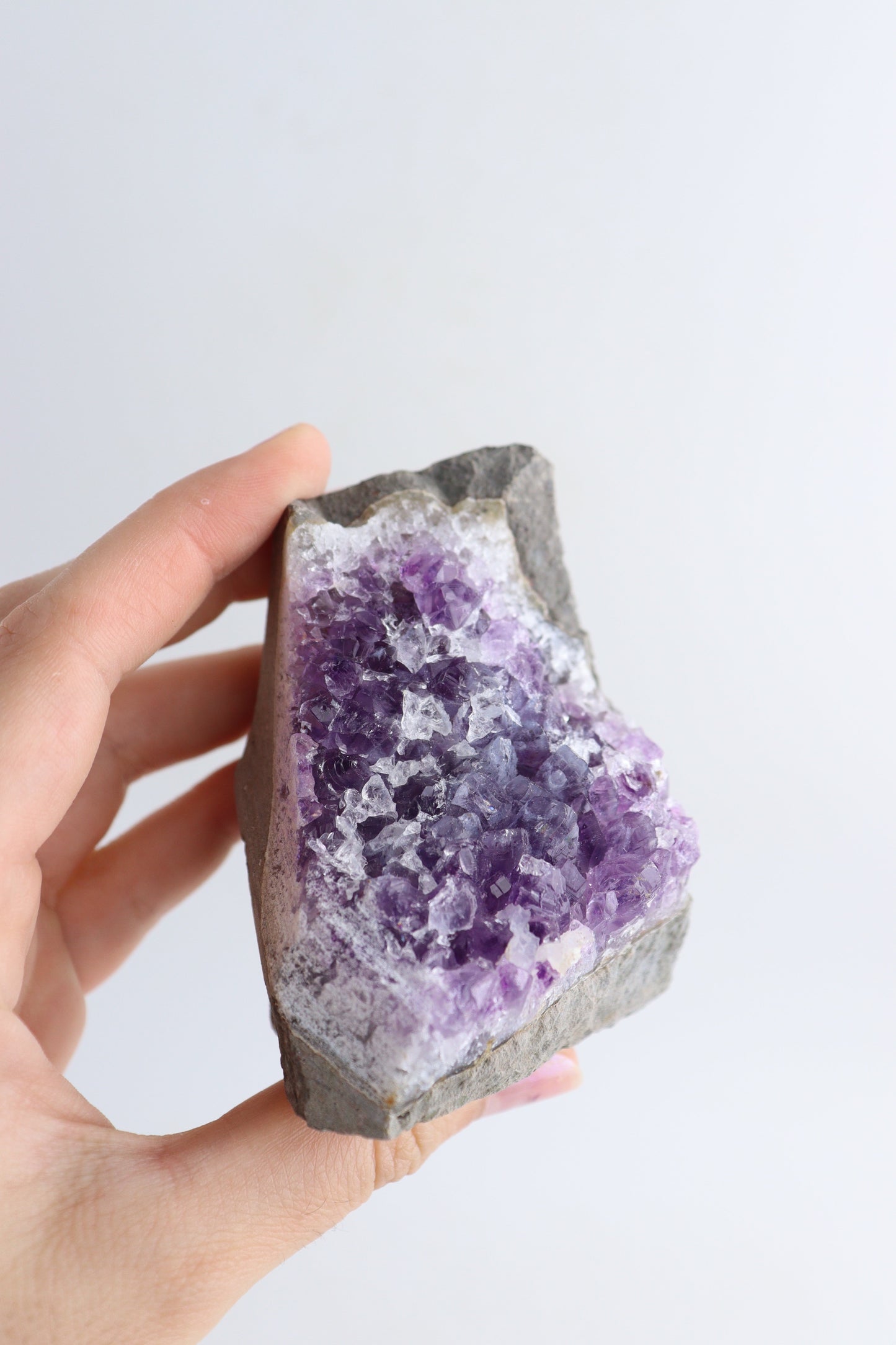 Amethyst Cut Base - Expert Supplier of Wholesale Crystals & Bulk Gemstones