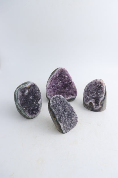Amethyst Cut Base - Expert Supplier of Wholesale Crystals & Bulk Gemstones