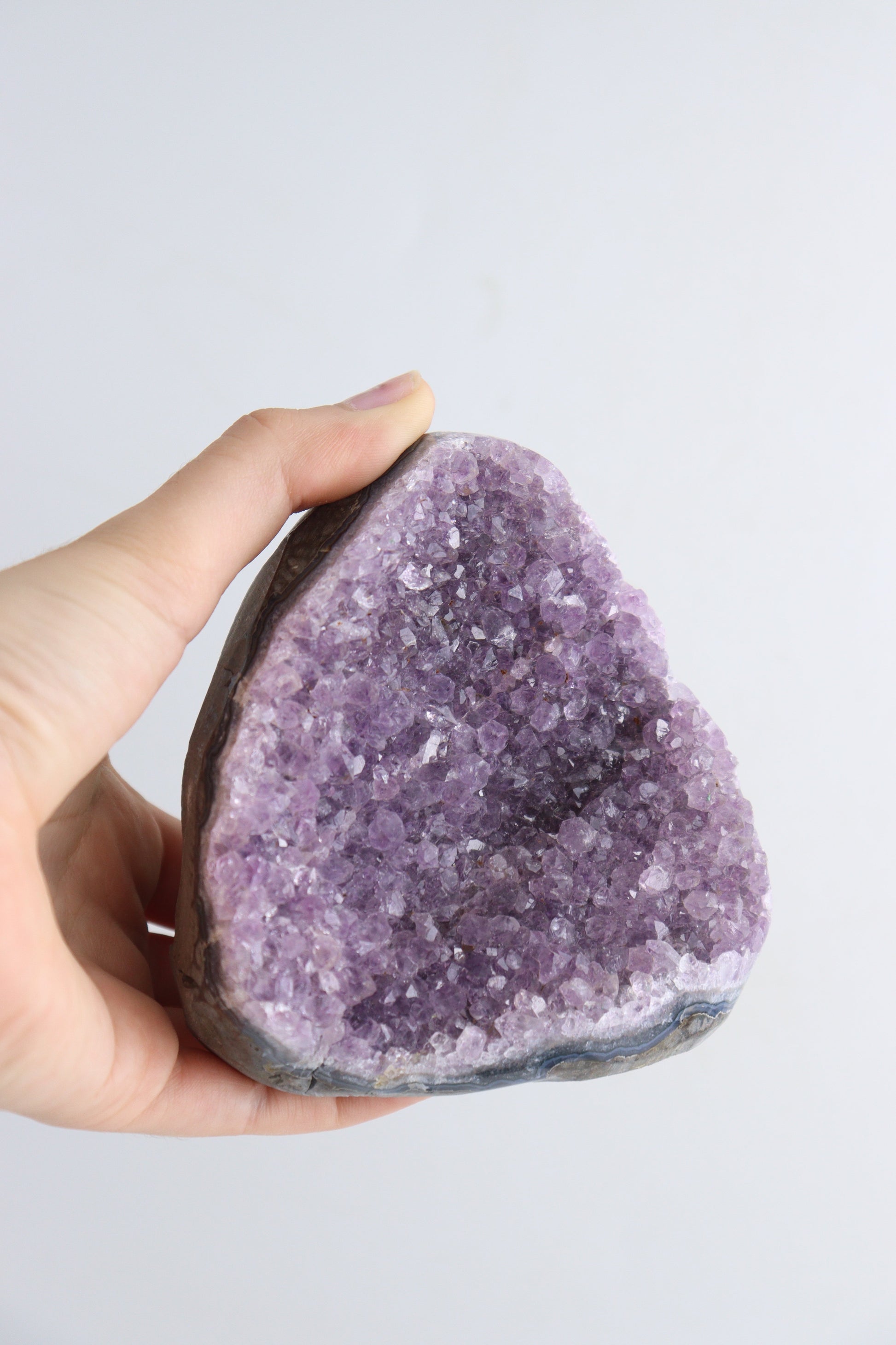 Amethyst Cut Base - Expert Supplier of Wholesale Crystals & Bulk Gemstones
