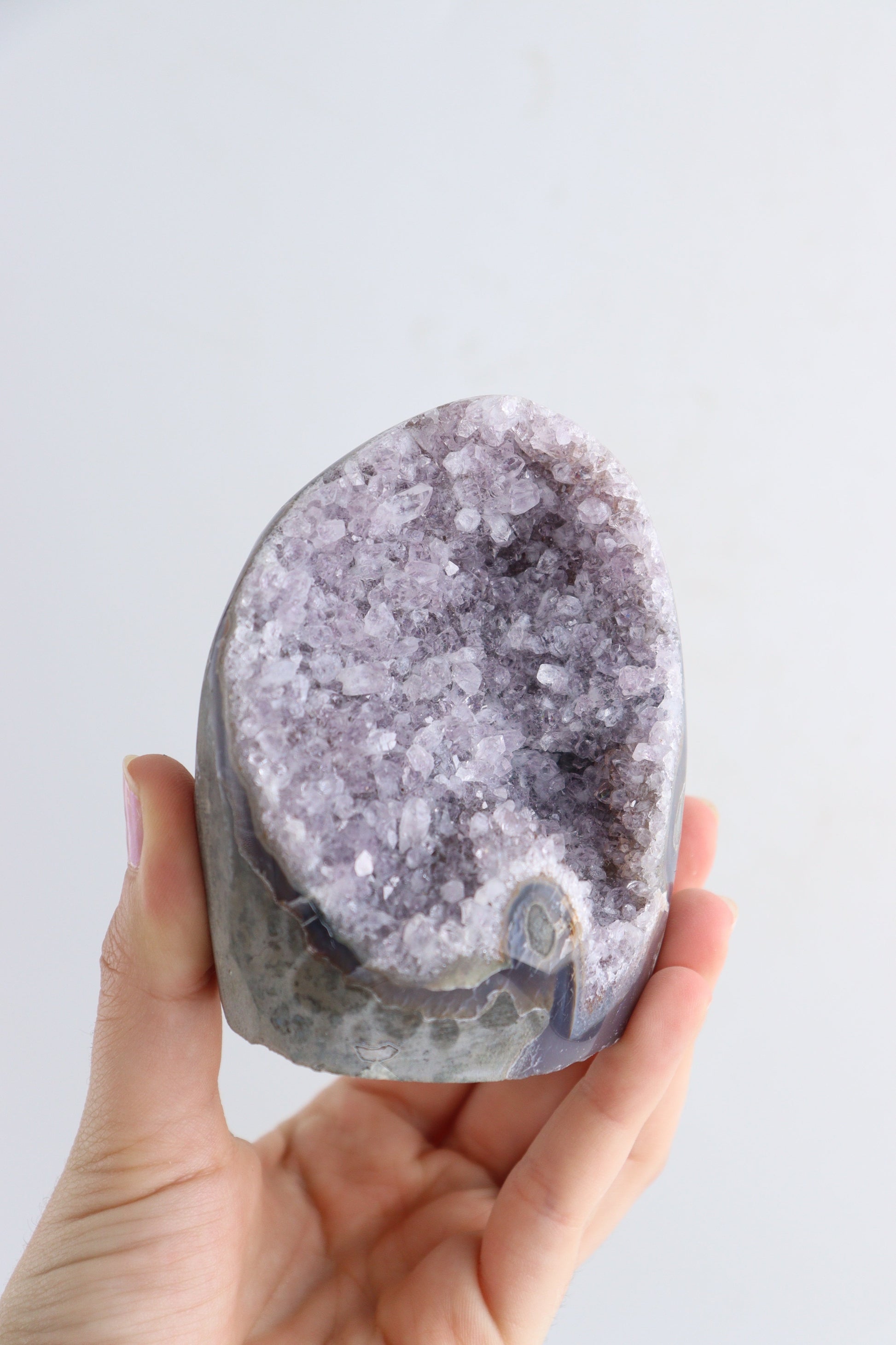 Amethyst Cut Base - Expert Supplier of Wholesale Crystals & Bulk Gemstones