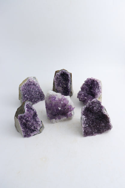 Amethyst Cut Base - Expert Supplier of Wholesale Crystals & Bulk Gemstones