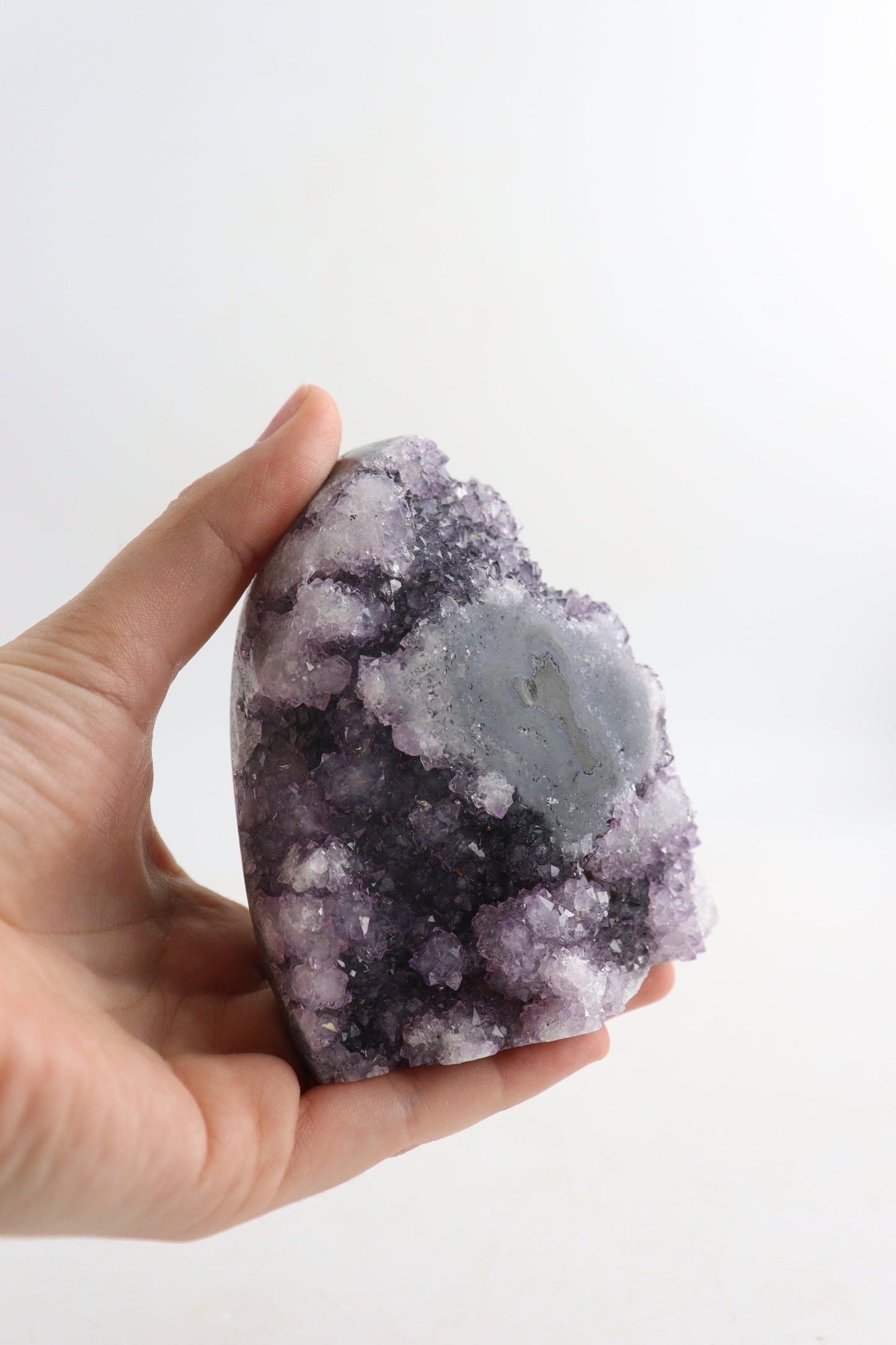 Amethyst Cut Bases - Expert Supplier of Wholesale Crystals & Bulk Gemstones