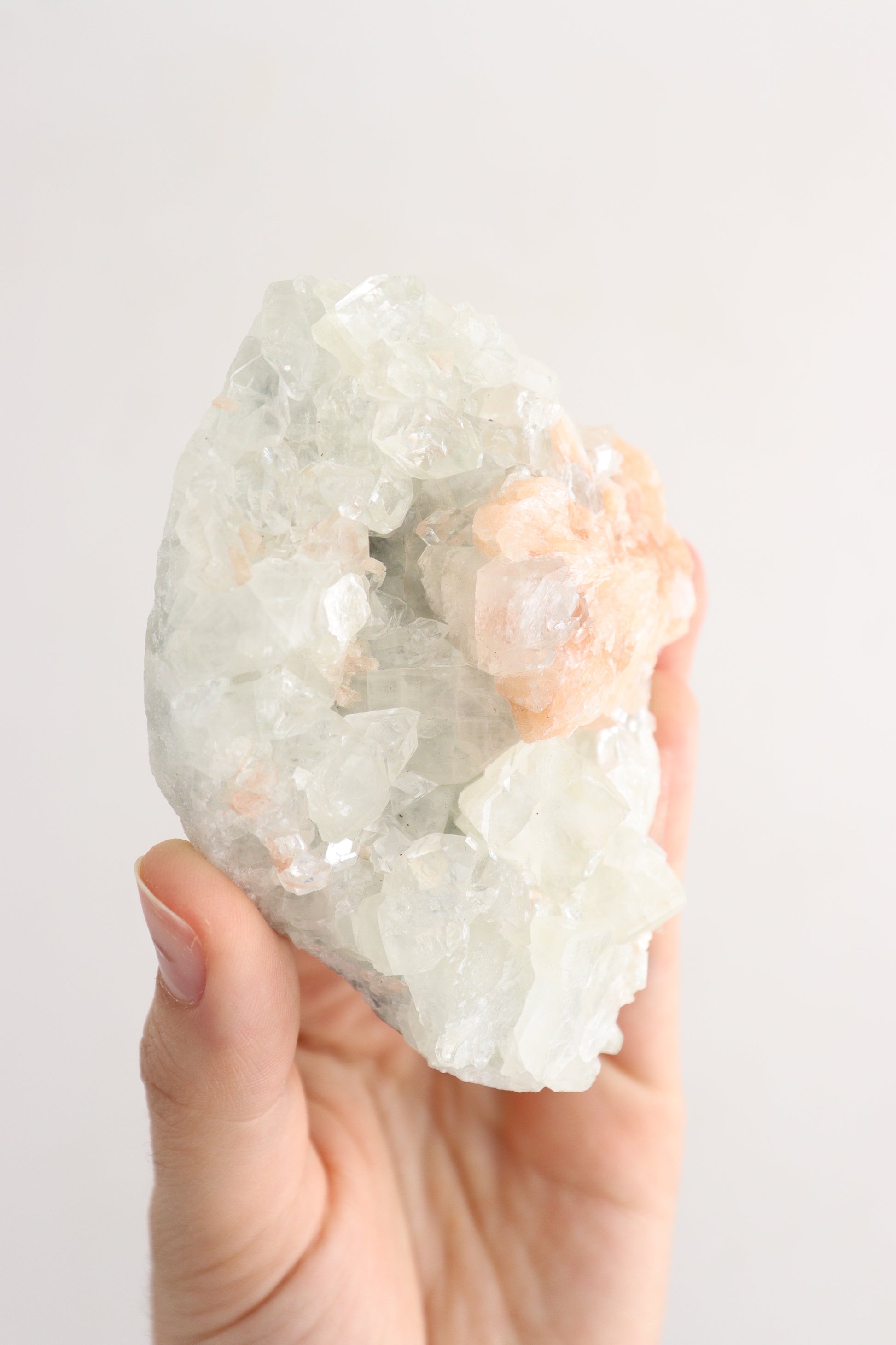 Apophyllite Cluster Flat - Expert Supplier of Wholesale Crystals & Bulk Gemstones