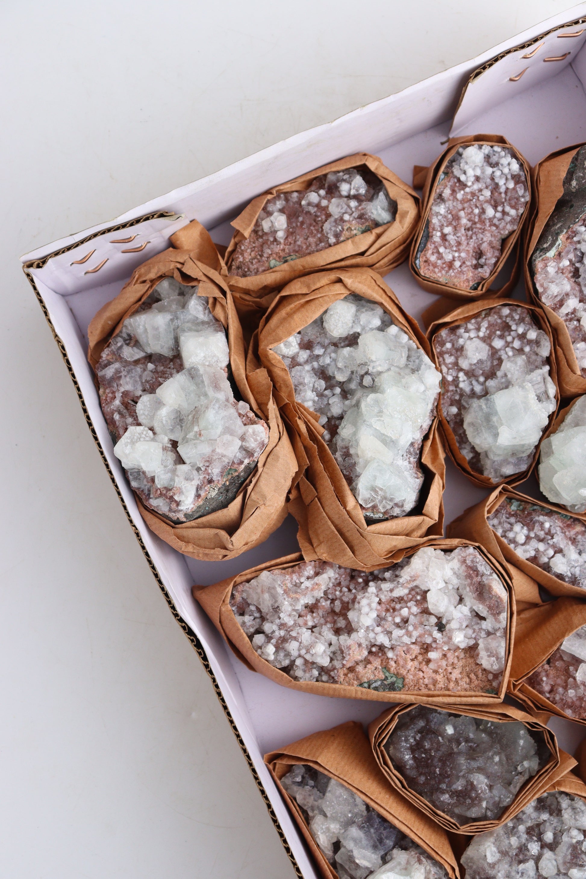 Apophyllite Clusters Flat - Expert Wholesale and Supplier of Wholesale Crystals & Bulk Gemstones, ["Apophyllite","Flats"]