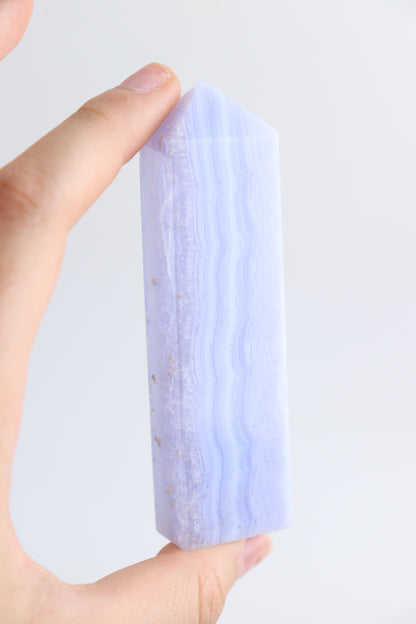 Blue Lace Agate Towers - Expert Supplier of Wholesale Crystals & Bulk Gemstones