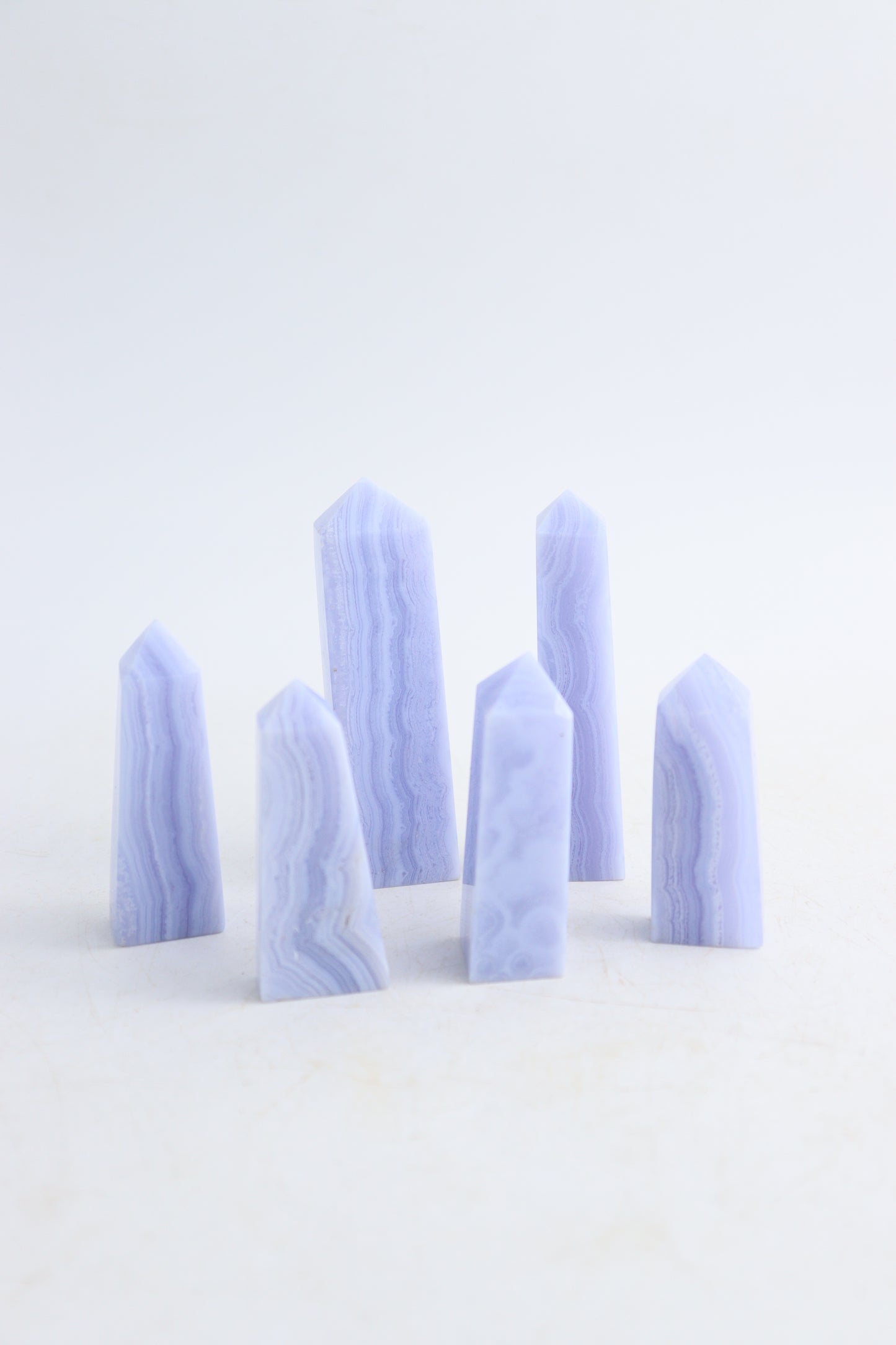 Blue Lace Agate Towers - Expert Supplier of Wholesale Crystals & Bulk Gemstones