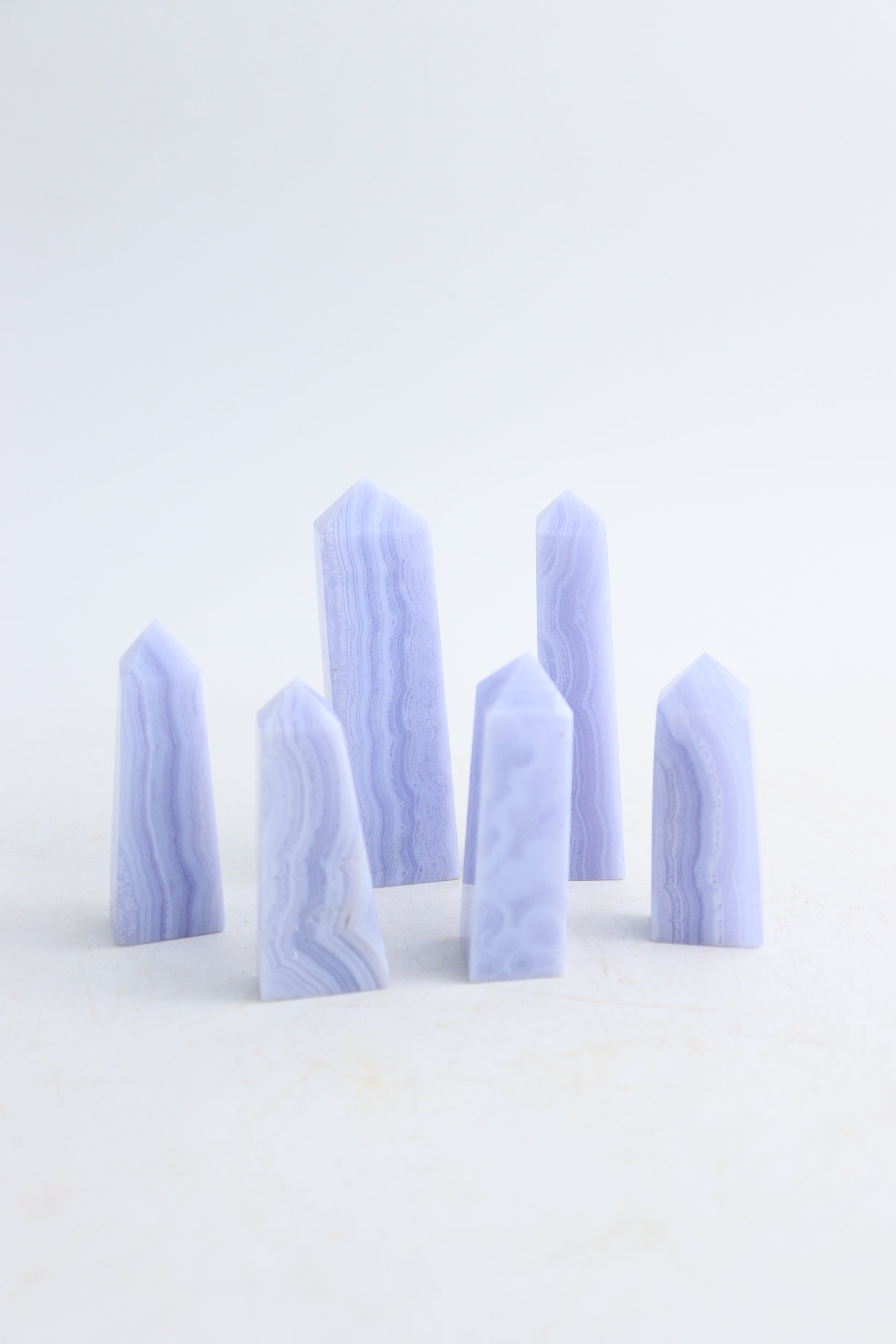Blue Lace Agate Towers - Expert Supplier of Wholesale Crystals & Bulk Gemstones