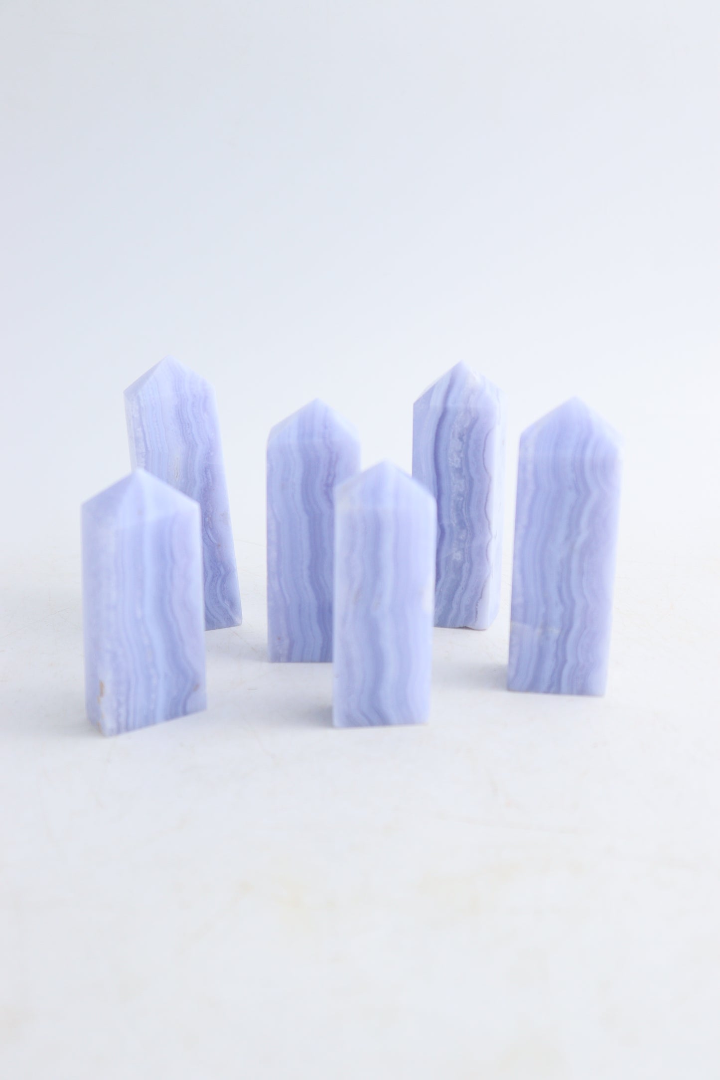 Blue Lace Agate Towers - Expert Supplier of Wholesale Crystals & Bulk Gemstones