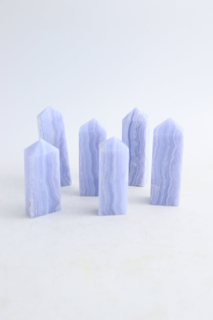 Blue Lace Agate Towers - Expert Supplier of Wholesale Crystals & Bulk Gemstones