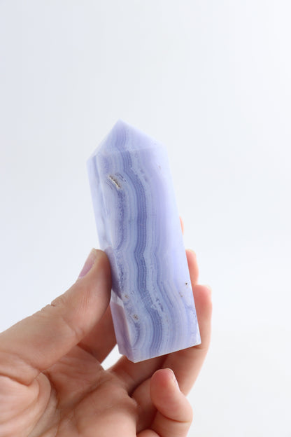 Blue Lace Agate Towers - Expert Supplier of Wholesale Crystals & Bulk Gemstones