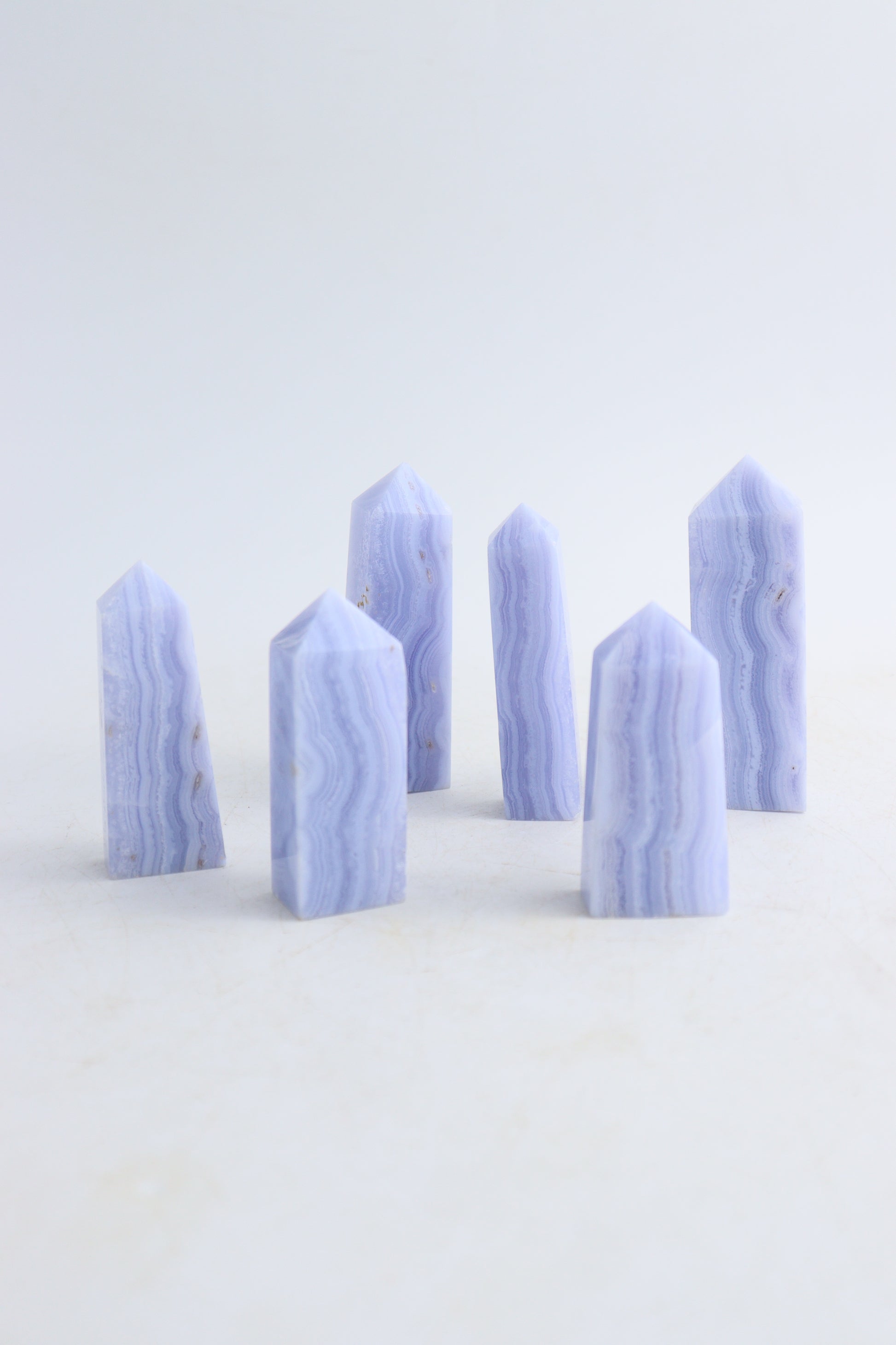 Blue Lace Agate Towers - Expert Supplier of Wholesale Crystals & Bulk Gemstones