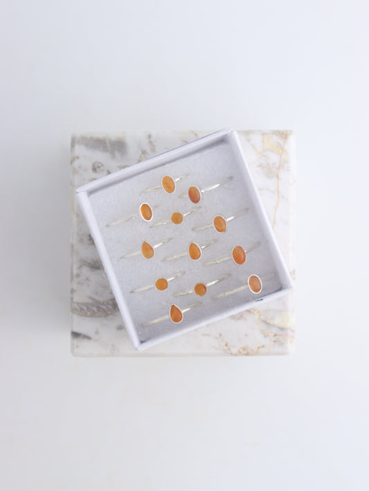 Carnelian Rings Box of 12 - Mi Esperanza Minerals