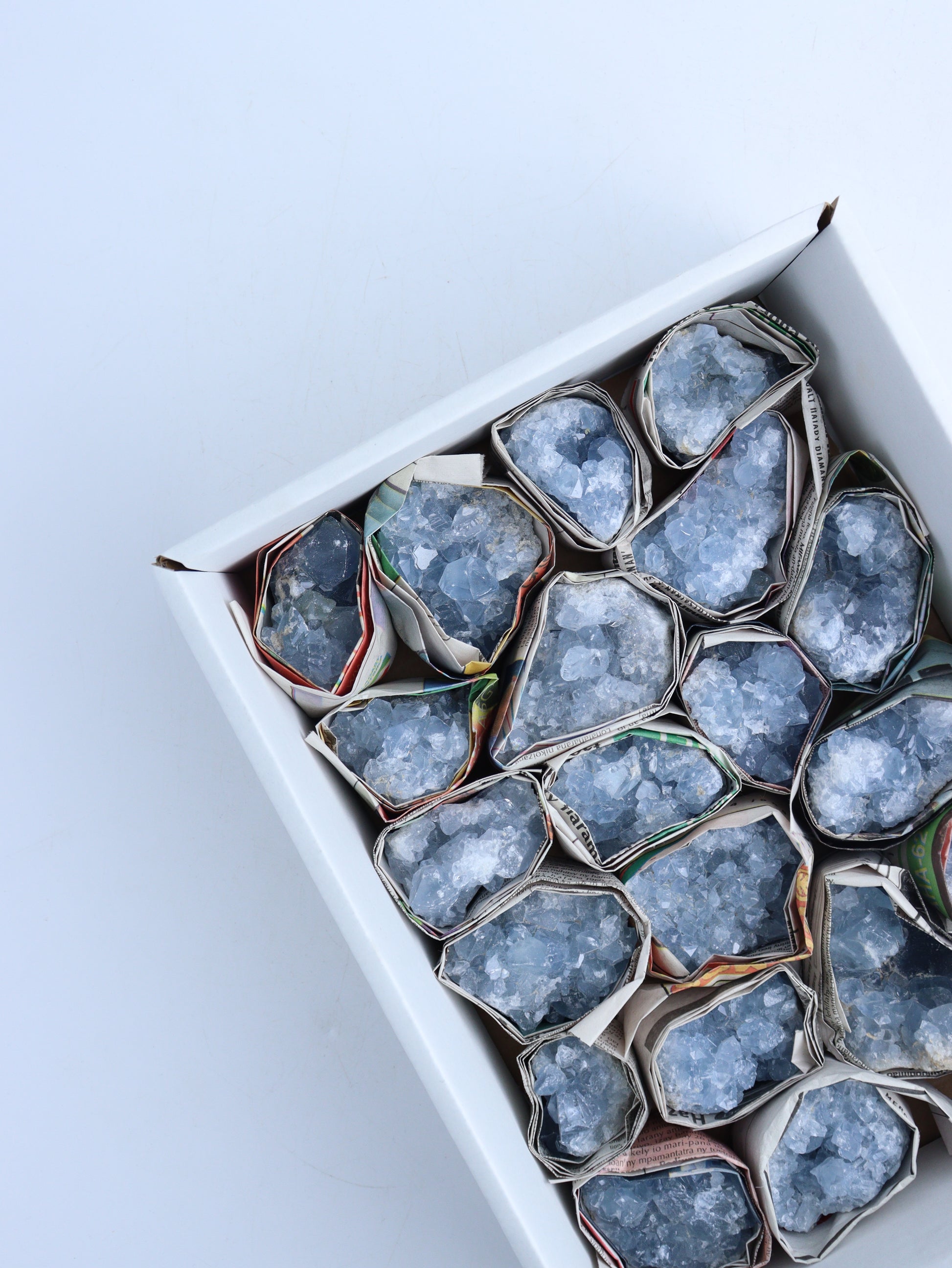 Celestite Clusters Flat - Expert Wholesale and Supplier of Wholesale Crystals & Bulk Gemstones, ["Celestite","Clusters","Flats"]