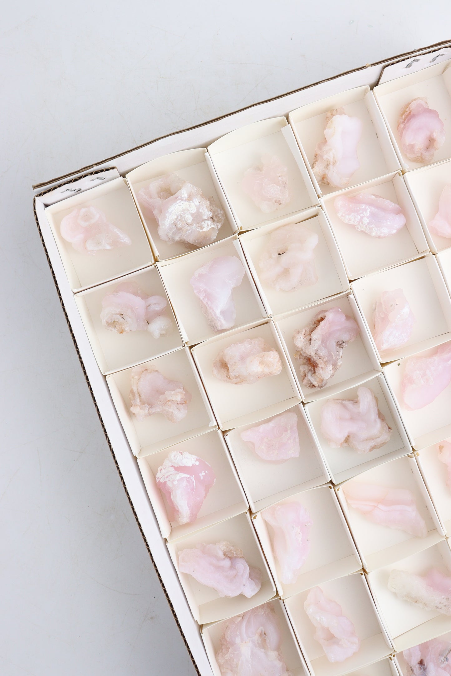 Chalcedony Clusters Flat - Expert Supplier of Wholesale Crystals & Bulk Gemstones