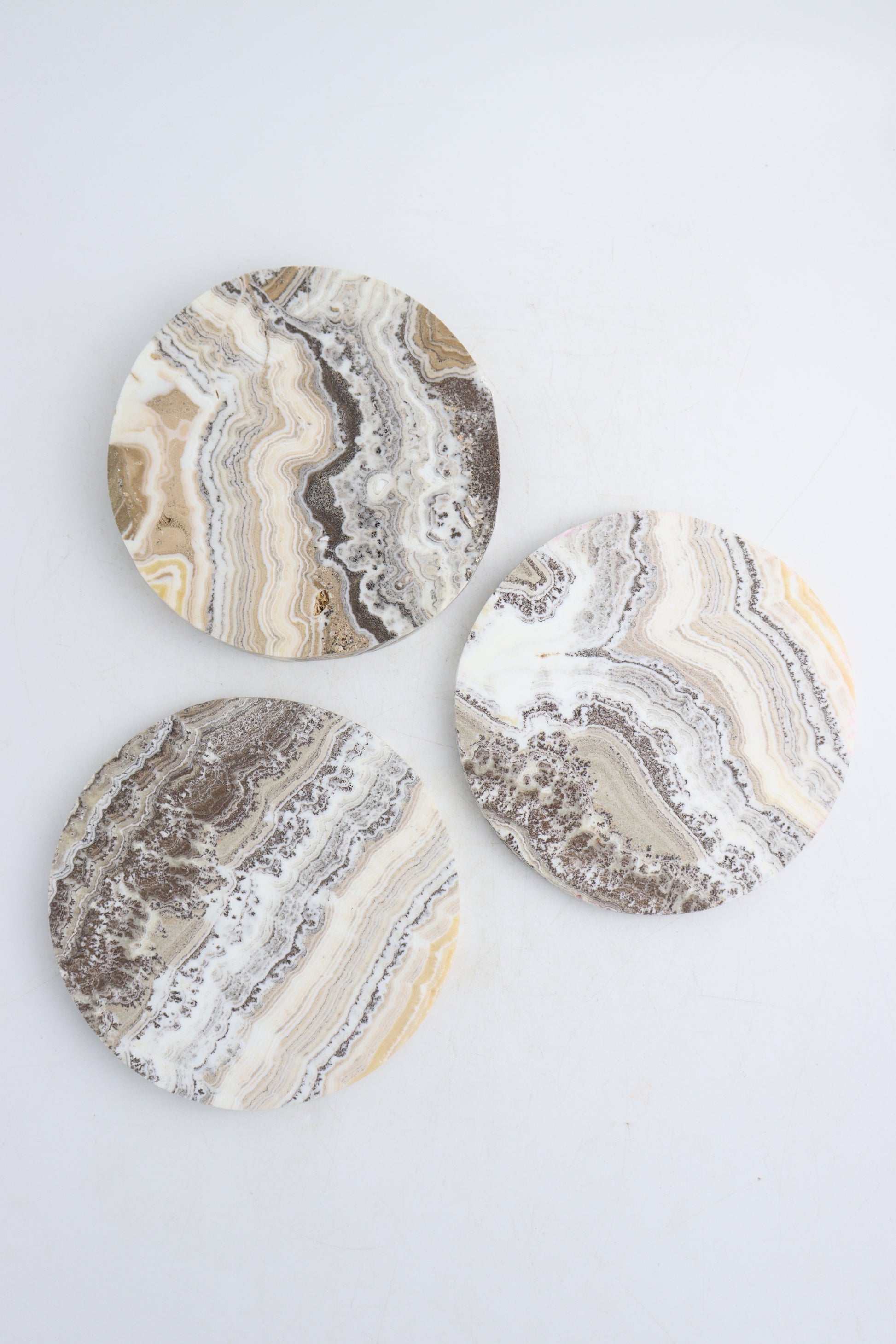 Dendrite Calcite Round Slices - Expert Supplier of Wholesale Crystals & Bulk Gemstones