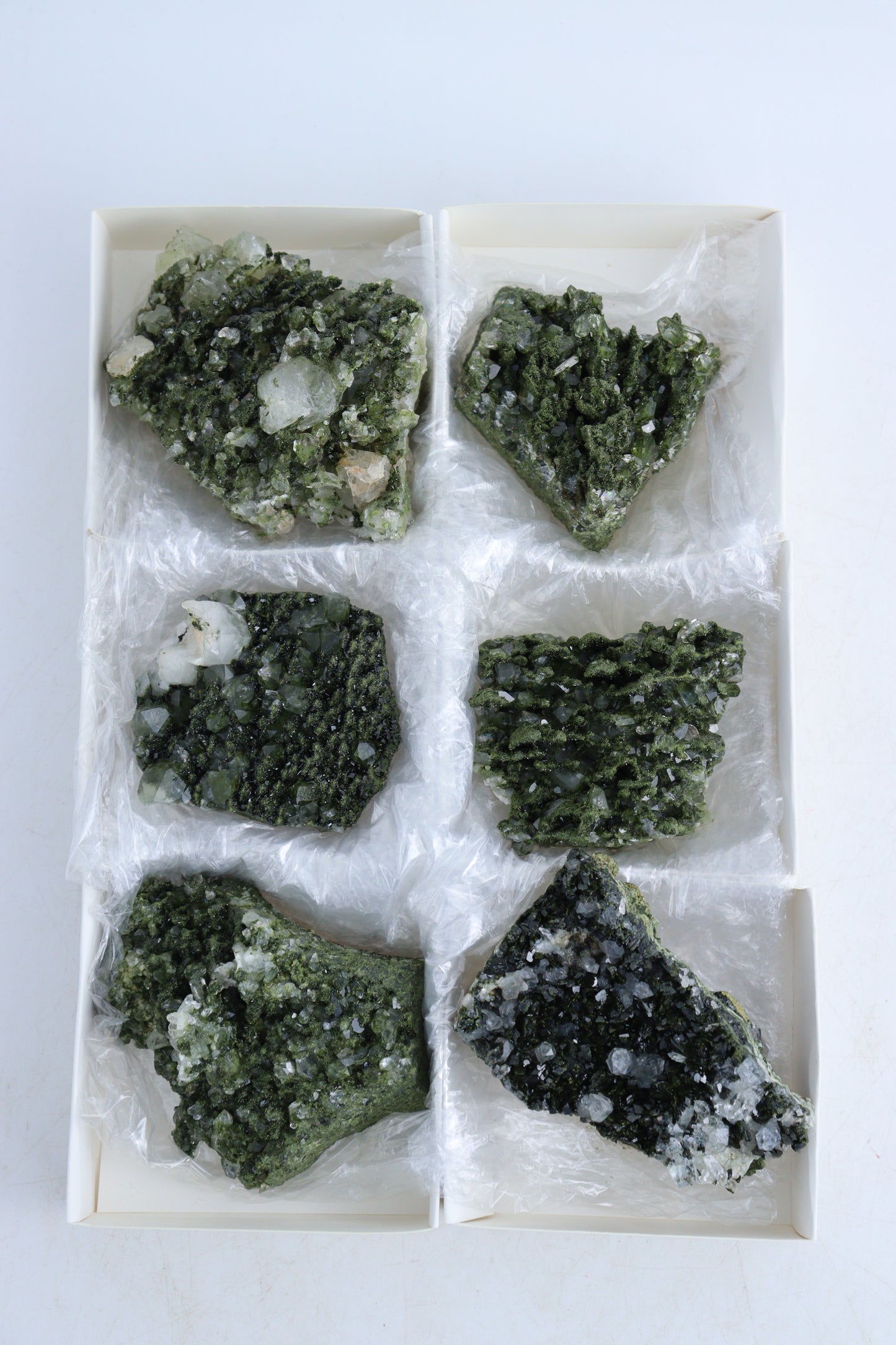 Epidote Flats - Expert Supplier of Wholesale Crystals & Bulk Gemstones