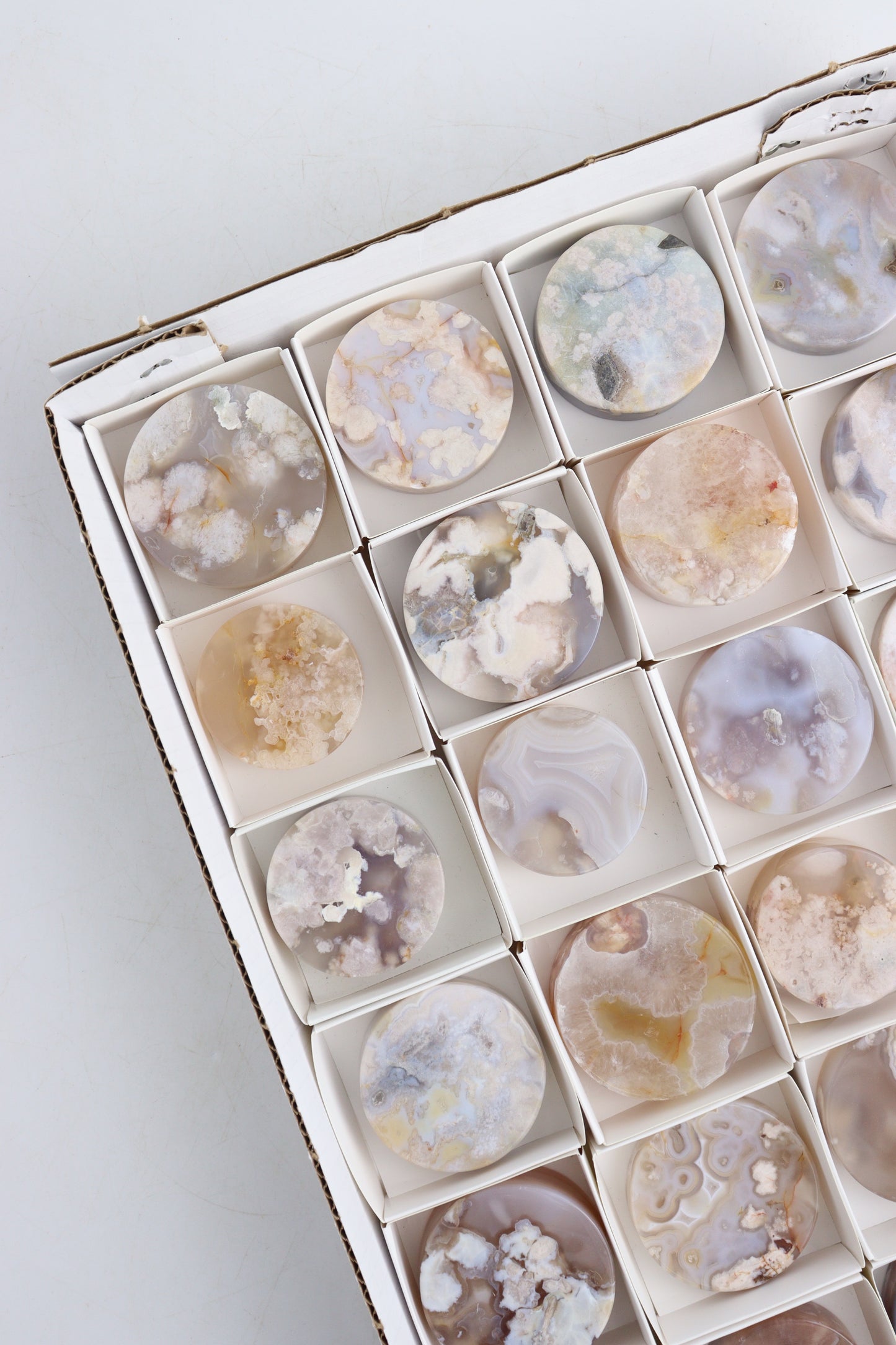 Flower Agate Slices Flat - Expert Supplier of Wholesale Crystals & Bulk Gemstones