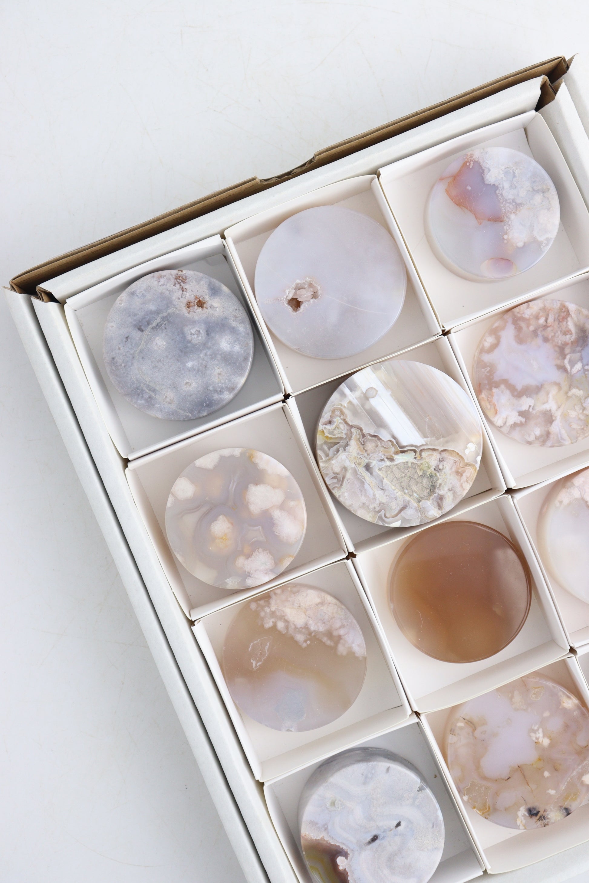 Flower Agate Slices Flat - Expert Supplier of Wholesale Crystals & Bulk Gemstones